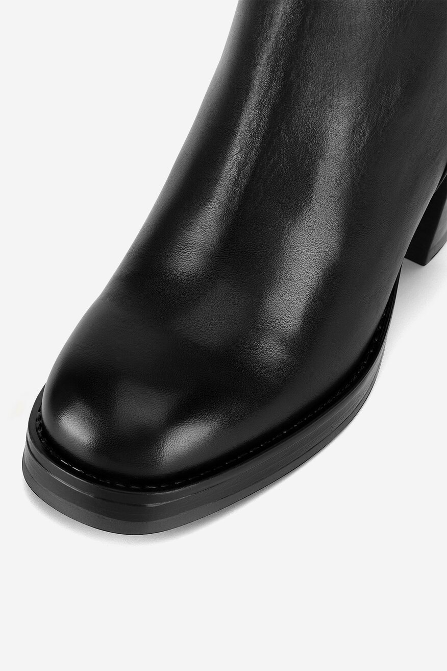 
                Kratke čizme Lasocki CRNA - 5903419555510