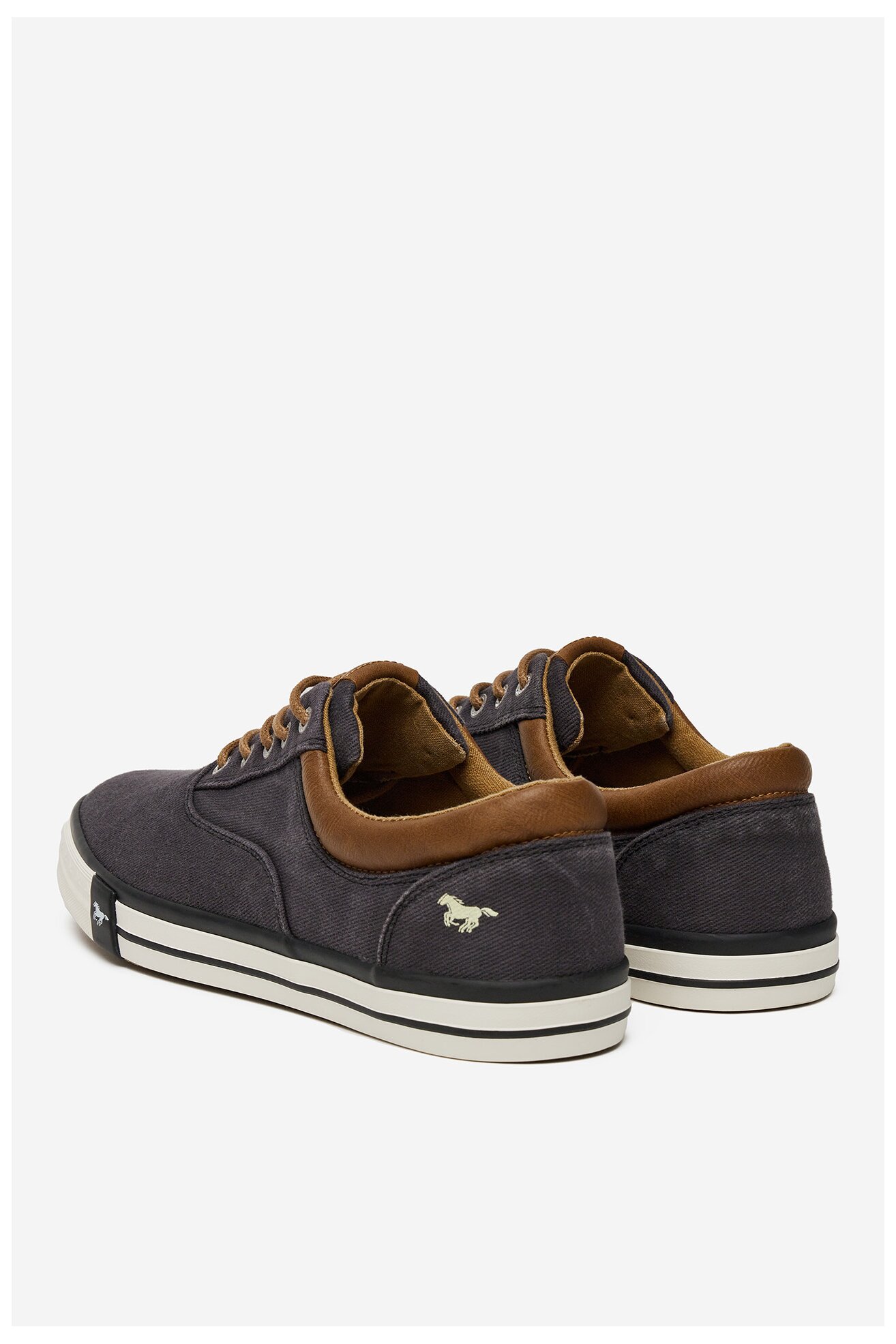 Trampki Mustang 4072-315 Czarny