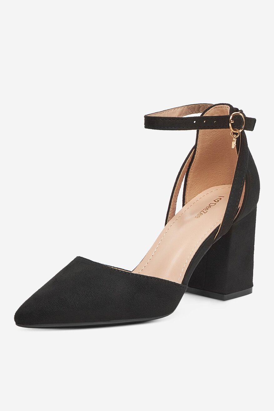 
                Körömcipő DeeZee FEKETE - 5906751079393