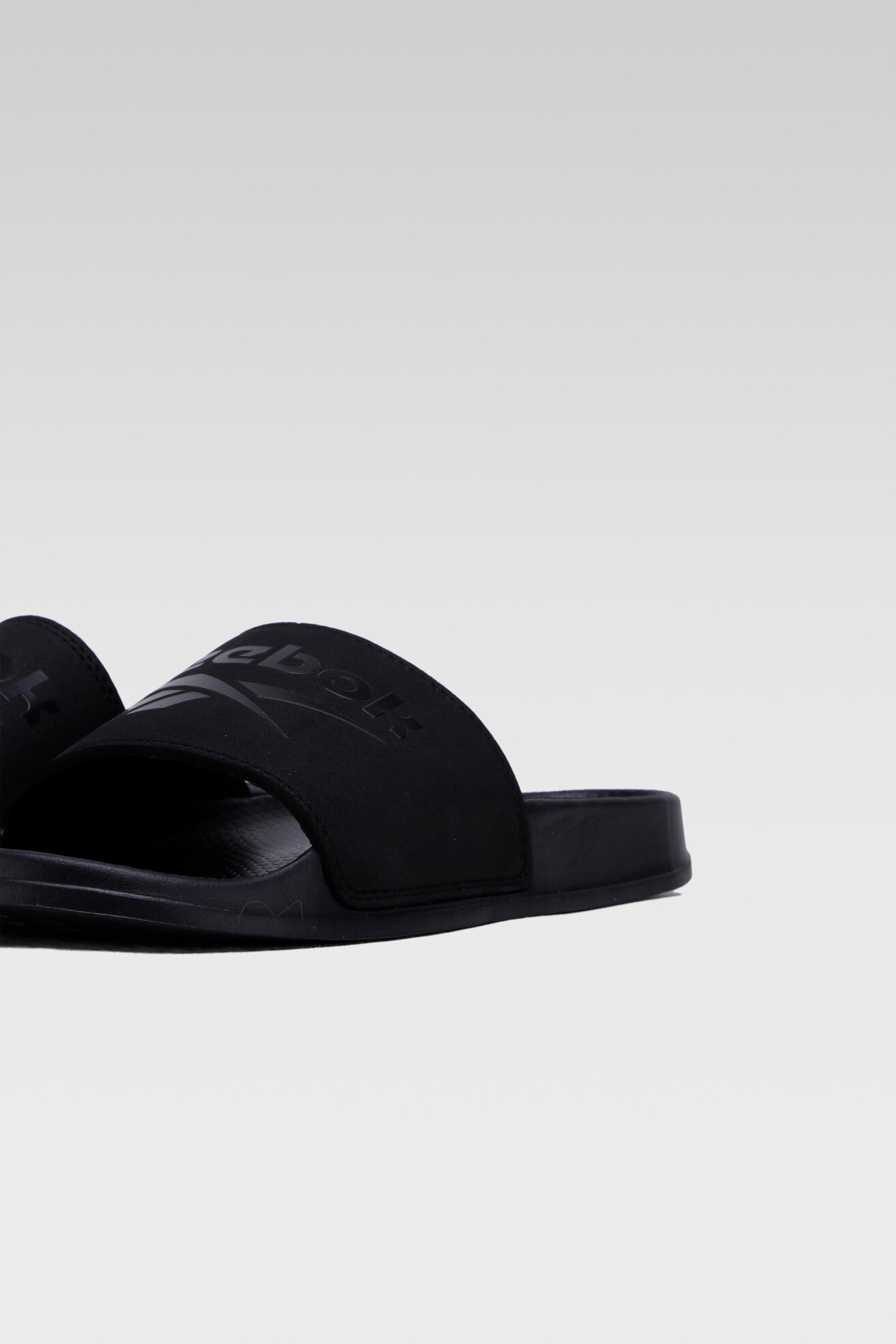 Папуче за базен Reebok FULGERE SLIDE CN6467 CRNA