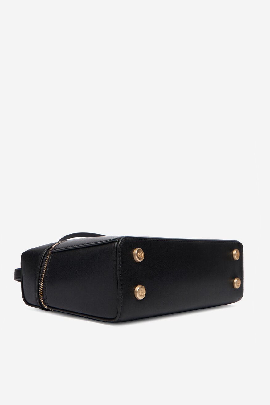 
                Сумка З Ремінцем Gino Rossi ЧОРНИЙ - 5906751623237