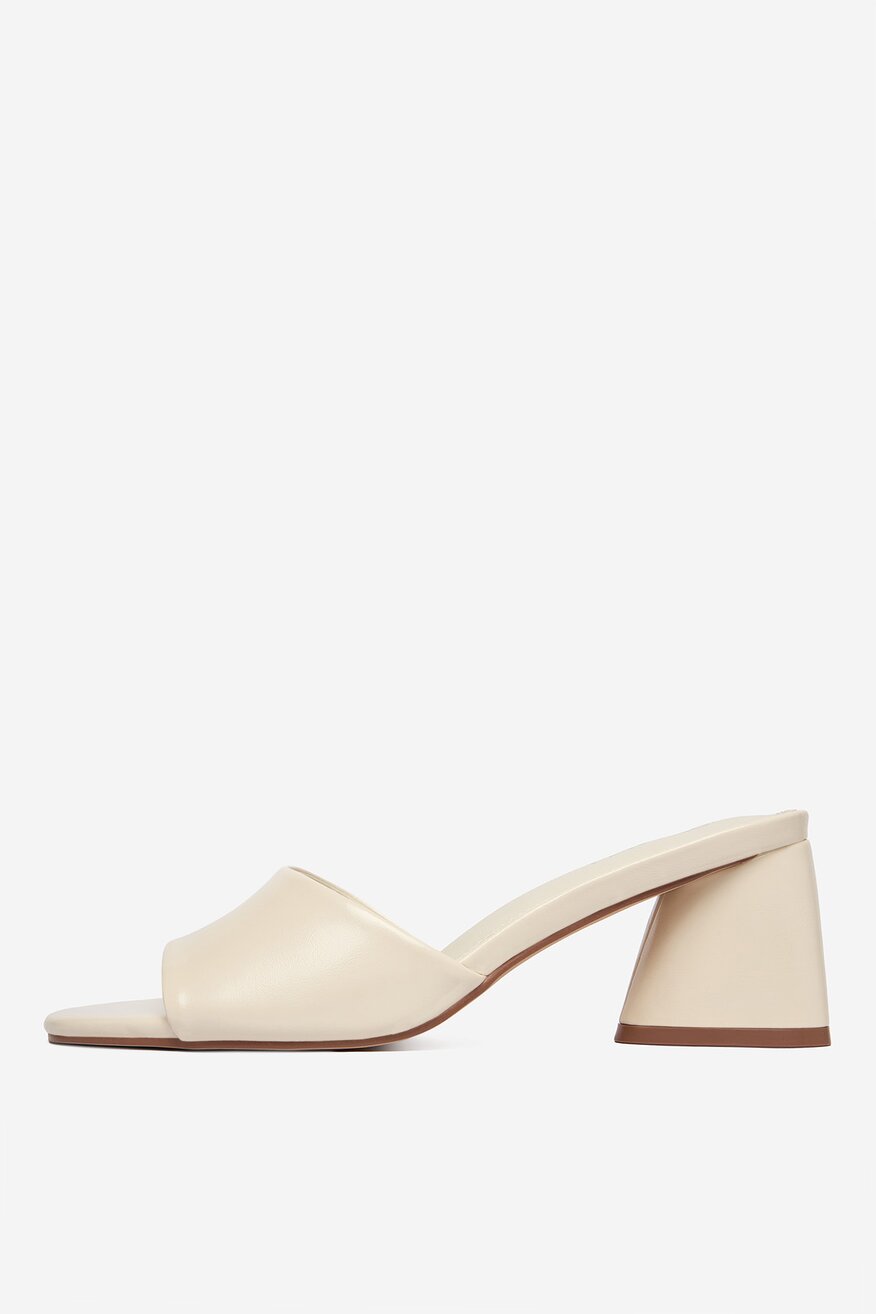 
                Jenny - Klapki - 5906751905548