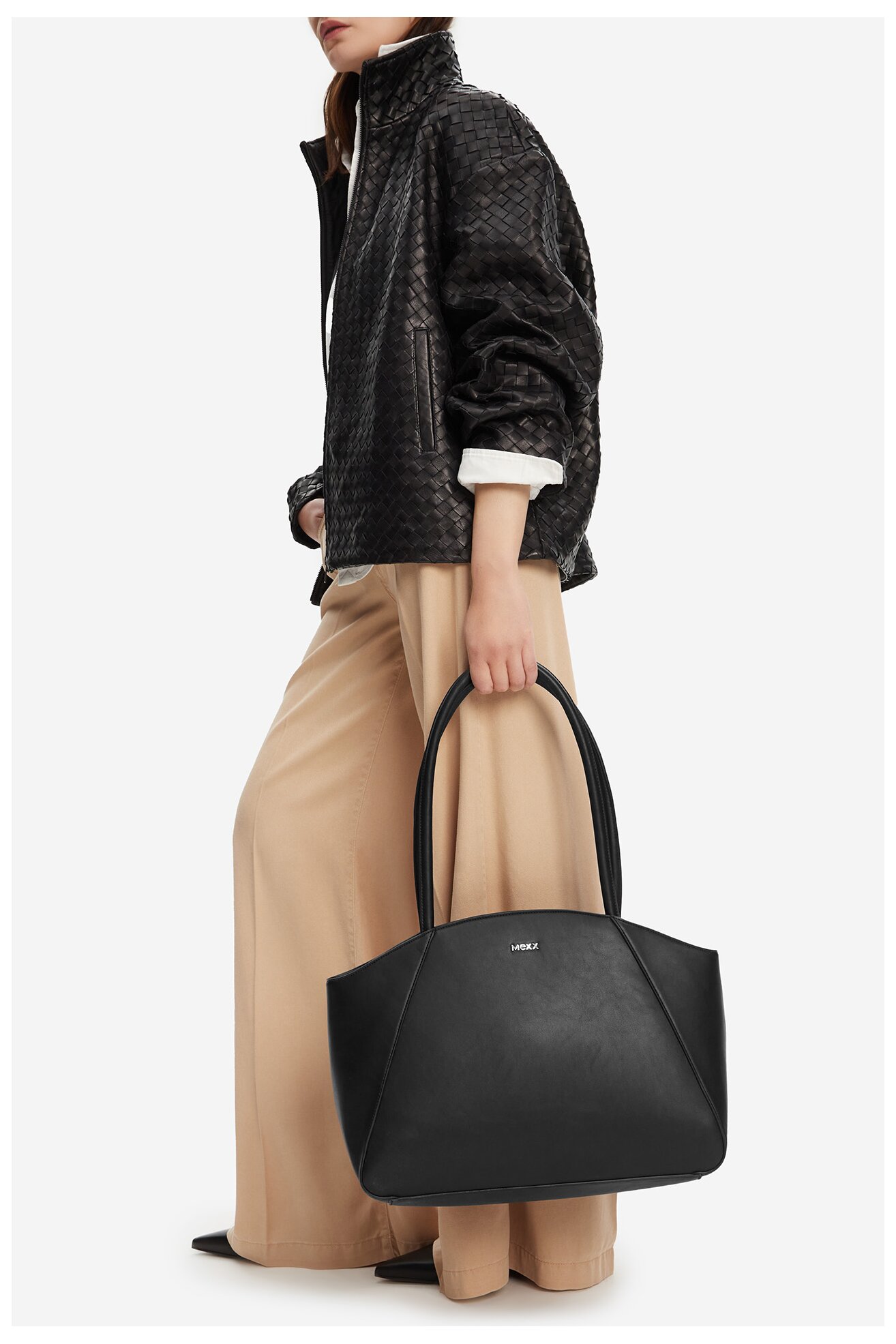 Дамска чанта Mexx C-MEXX-H-001-08 ЧЕРЕН