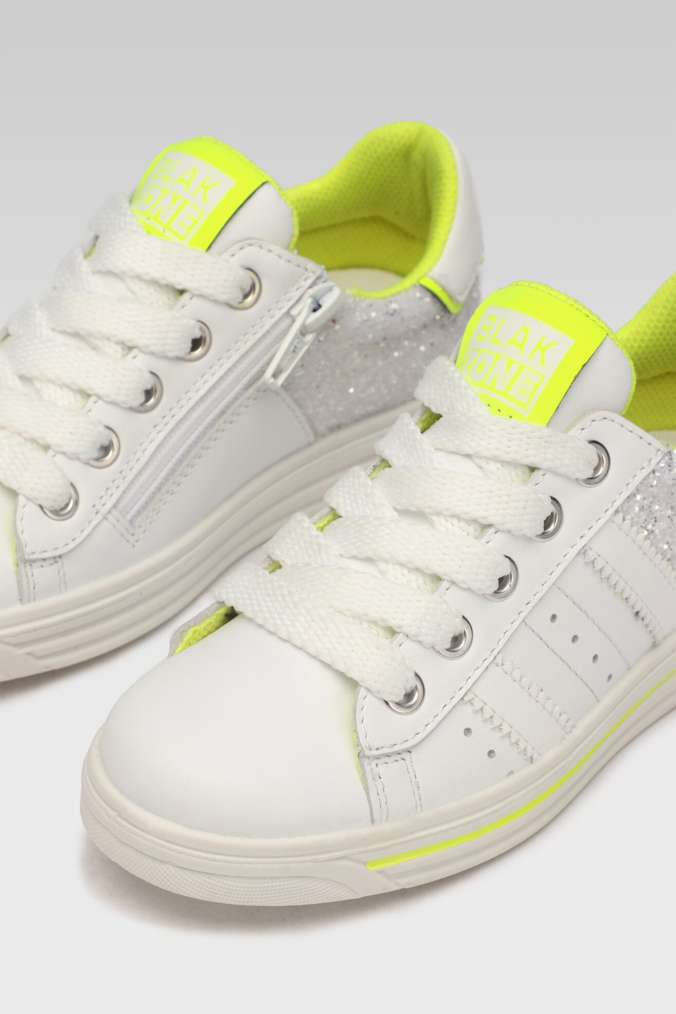 Półbuty Twisty 730350 Biały