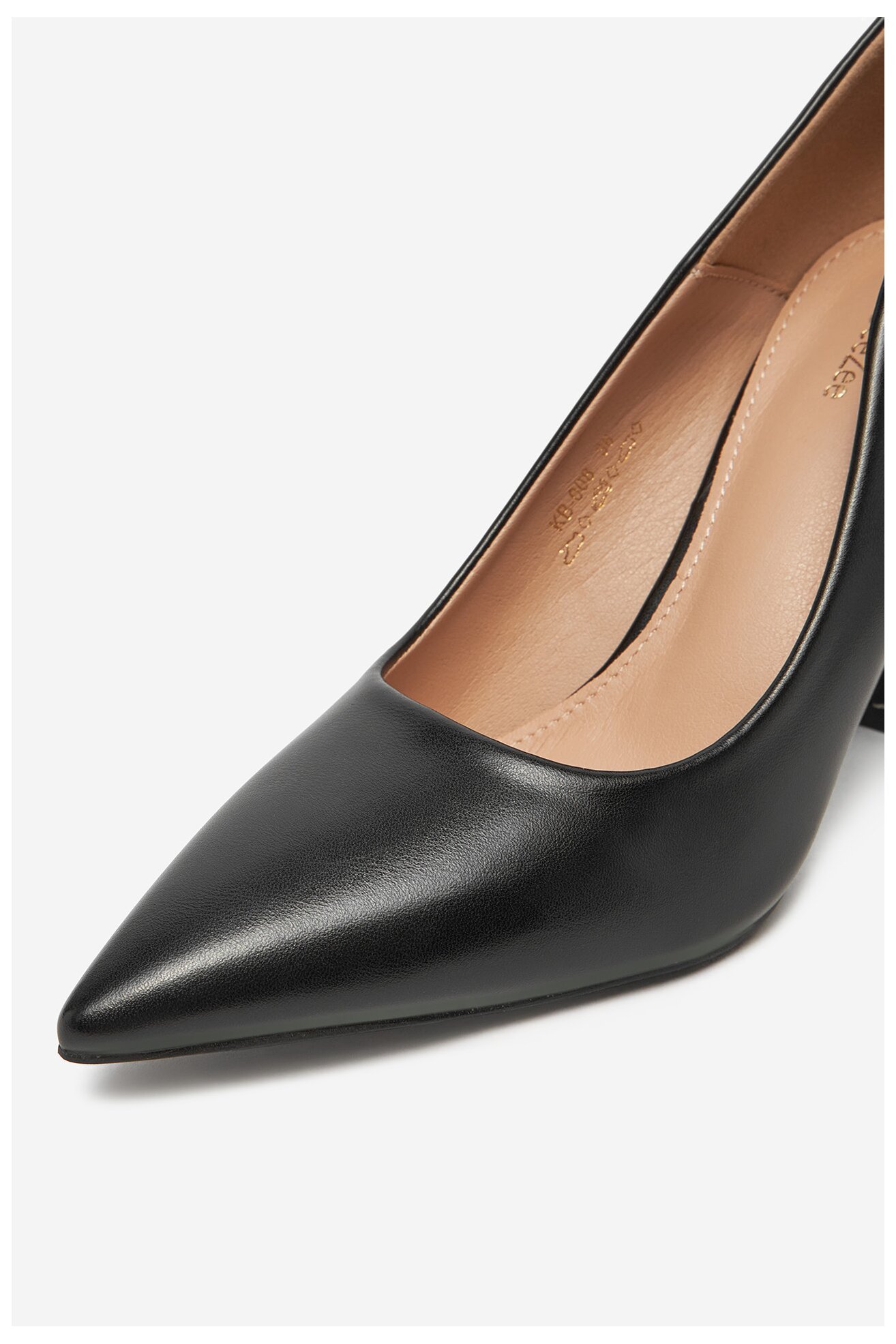 Körömcipő DeeZee KB-008 FEKETE