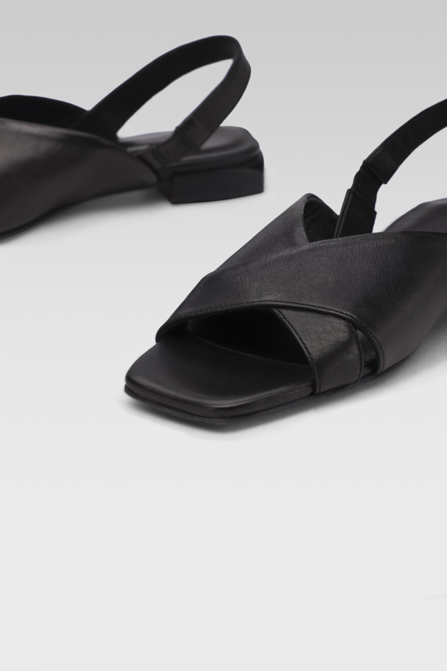 Gino Rossi - Skórzane sandały czarne - 5903698405940