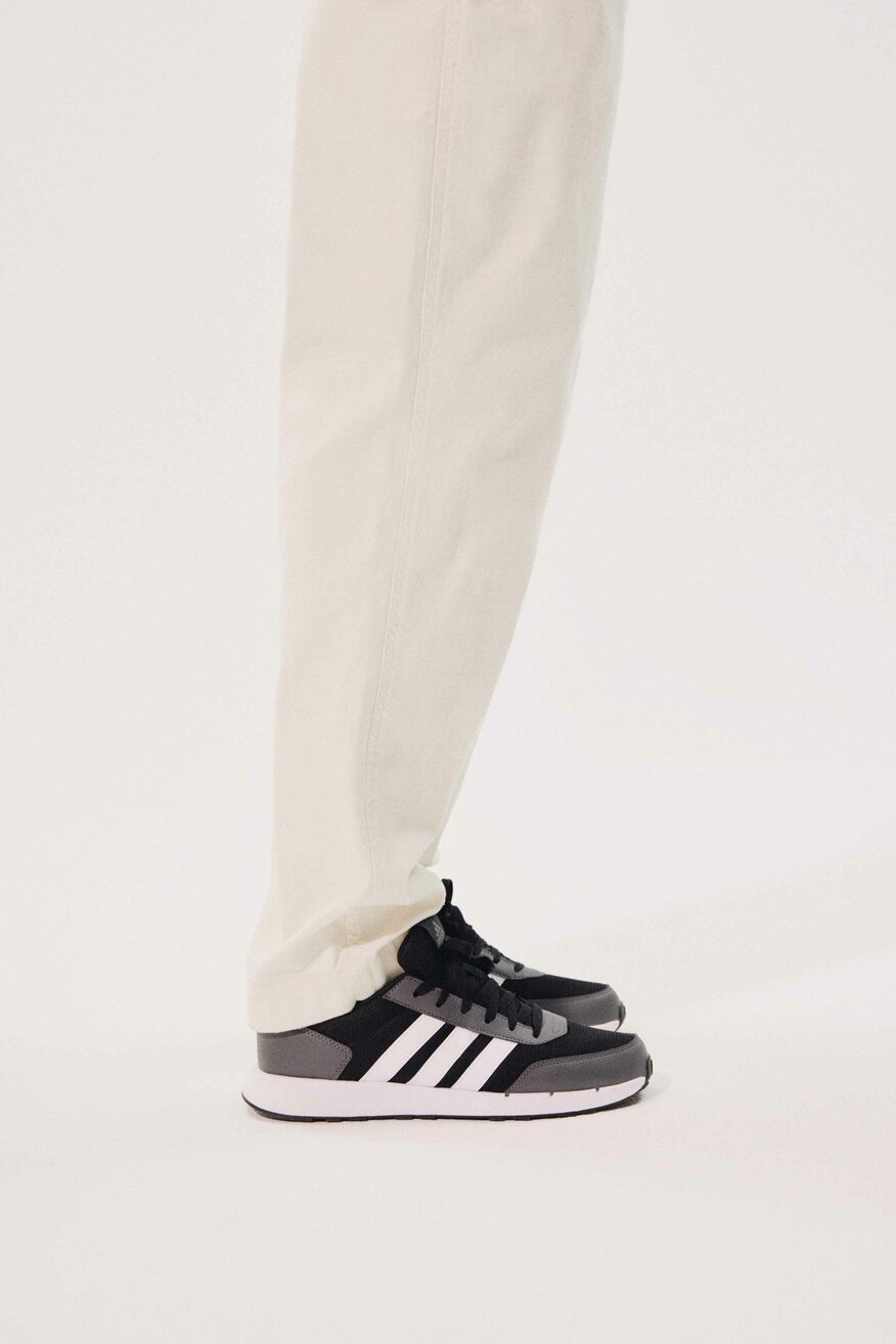 
                Спортни обувки adidas ЧЕРЕН - 5905588688679