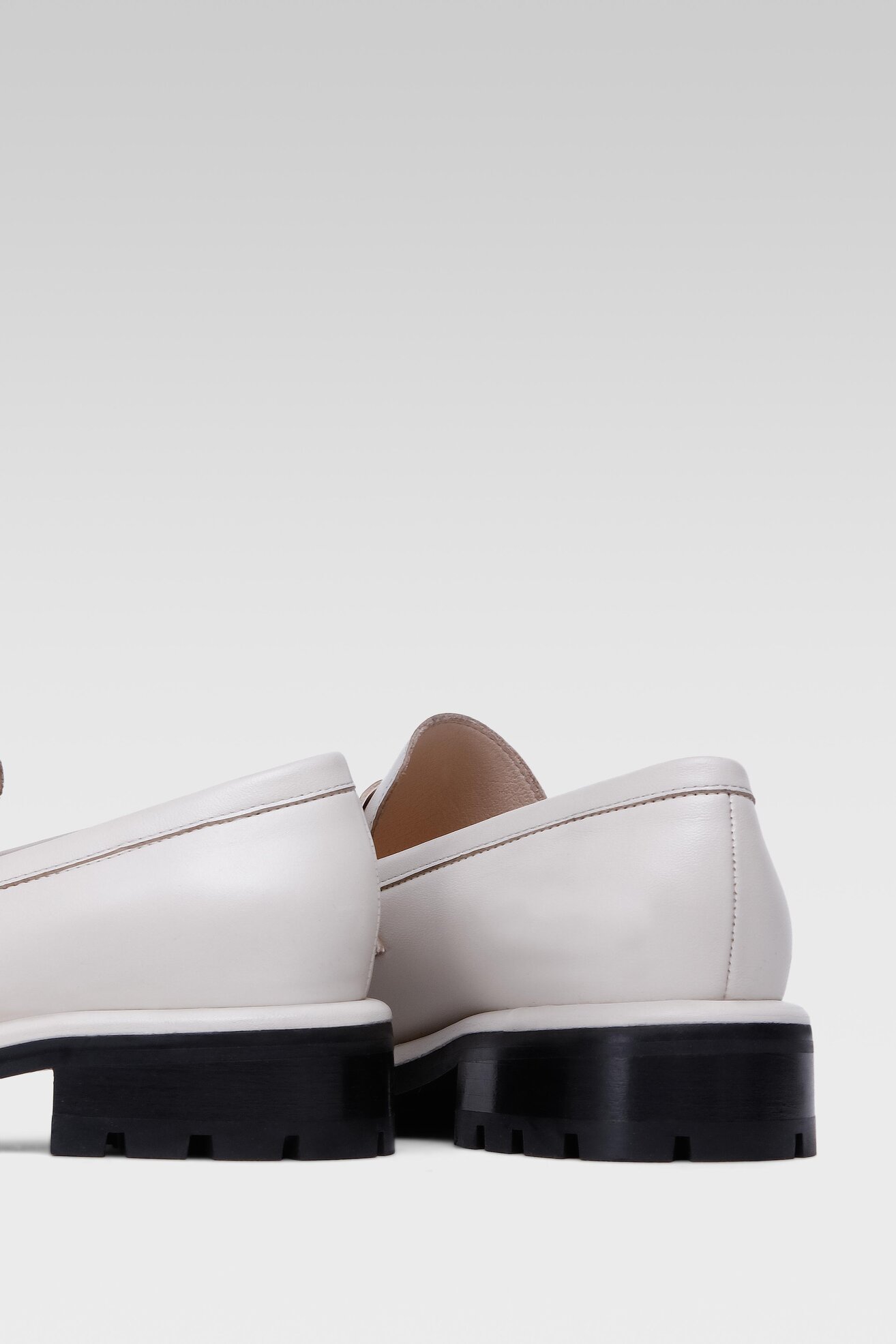 Mokasyn Gino Rossi NAOMI-A-10 Beżowy