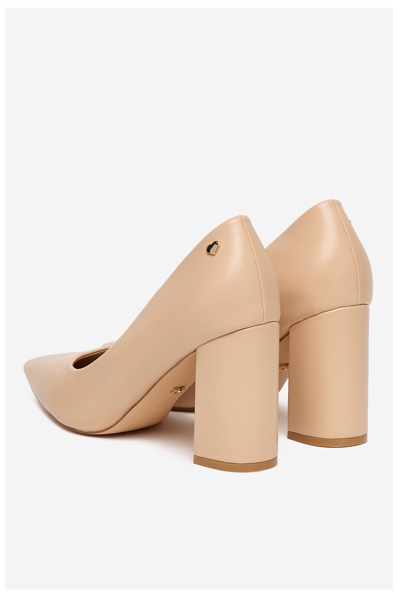 Körömcipő DeeZee KB-008 BÉZS