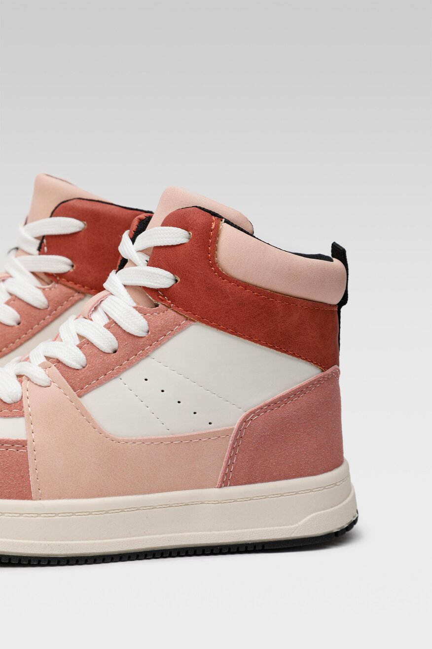
                Twisty - Półbuty z wysoką cholewką - 5904862129167