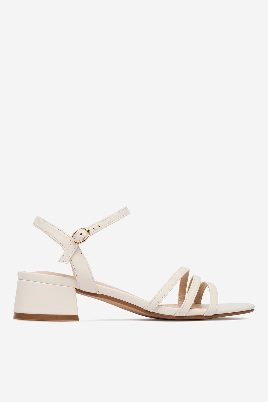 
                Сандали Jenny БЕЖОВ - 5906751709139