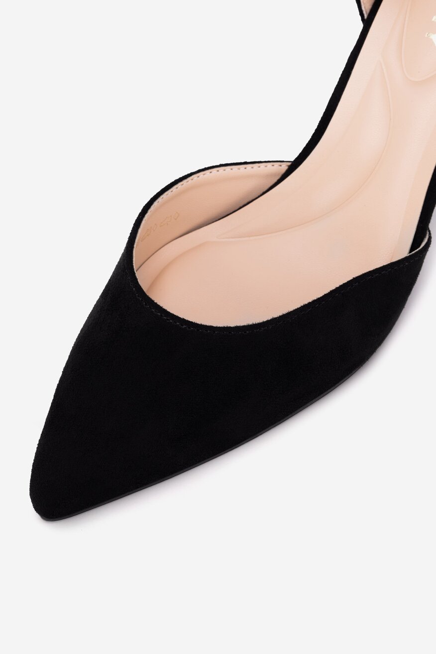 
                Körömcipő Jenny FEKETE - 5903698724546