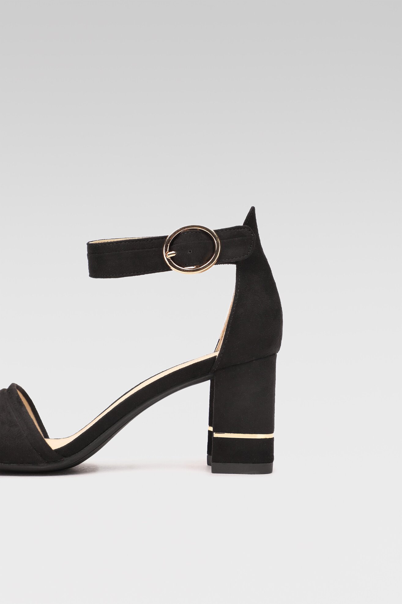 Sandały Clara Barson WYL2505-1 Czarny