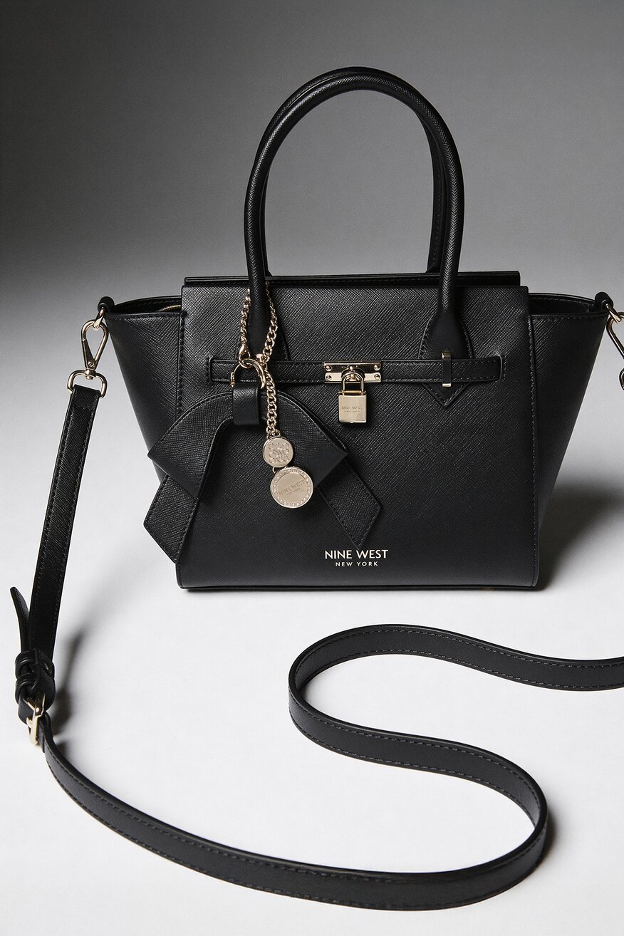 
                NINE WEST - Średnia torebka kuferek - 5906751259627