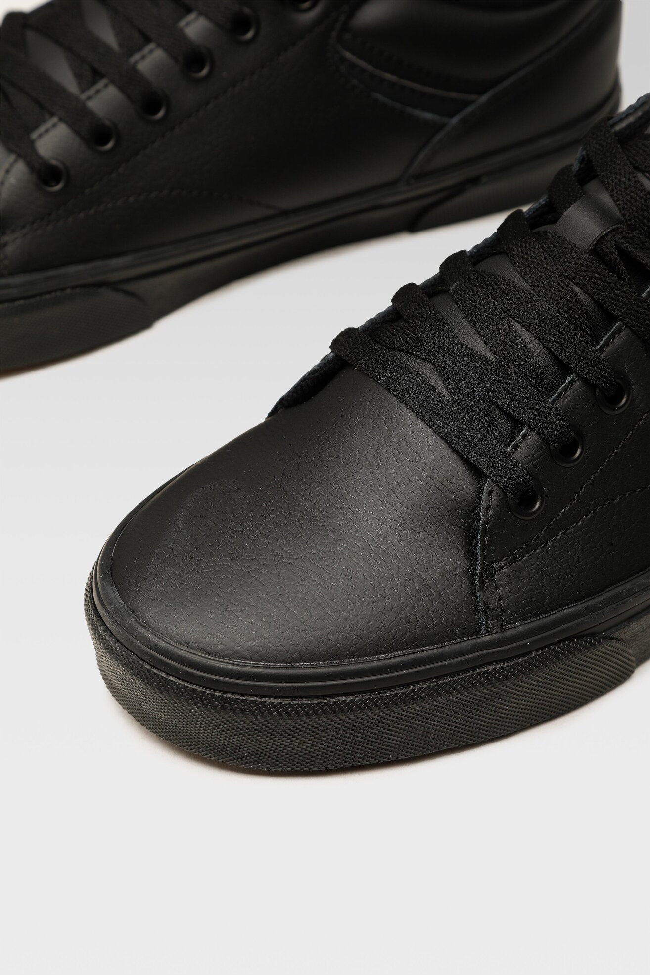 Trampki Vans SELDAN VN0A4TZE11I1 Czarny