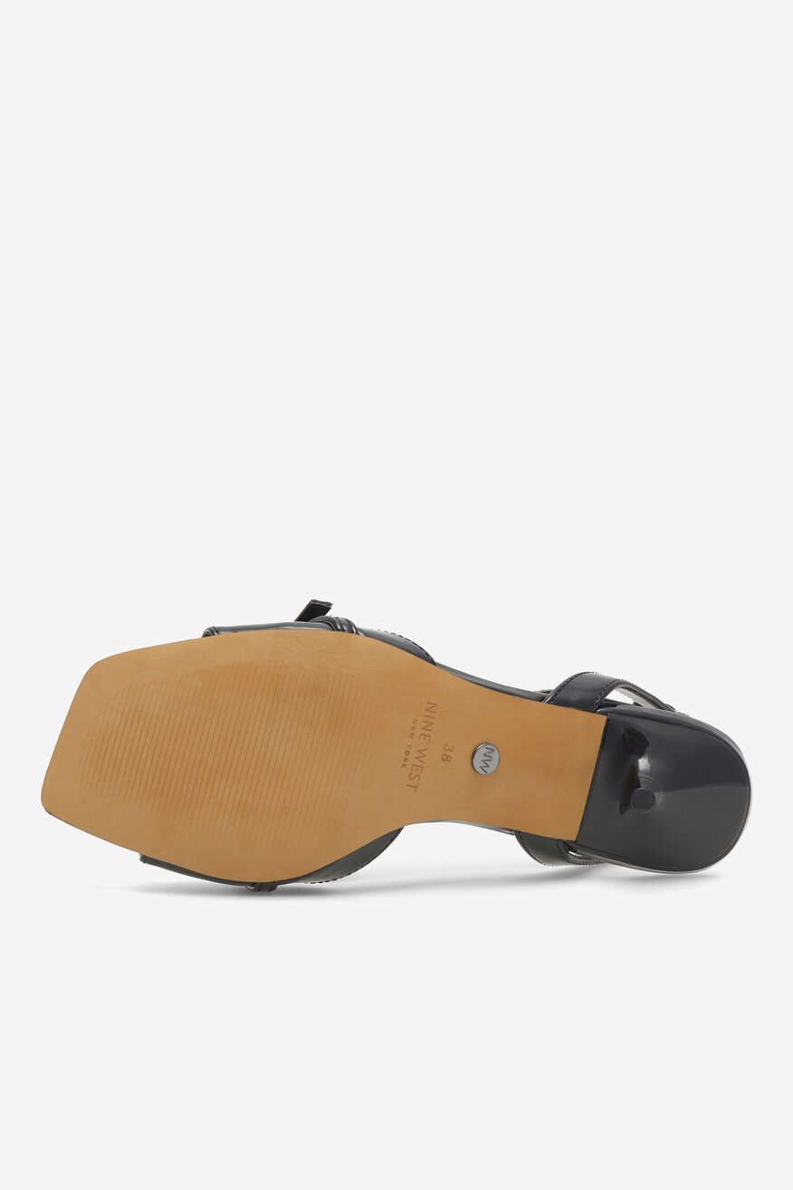 
                NINE WEST - Sandały na szpilce - 5905588473930