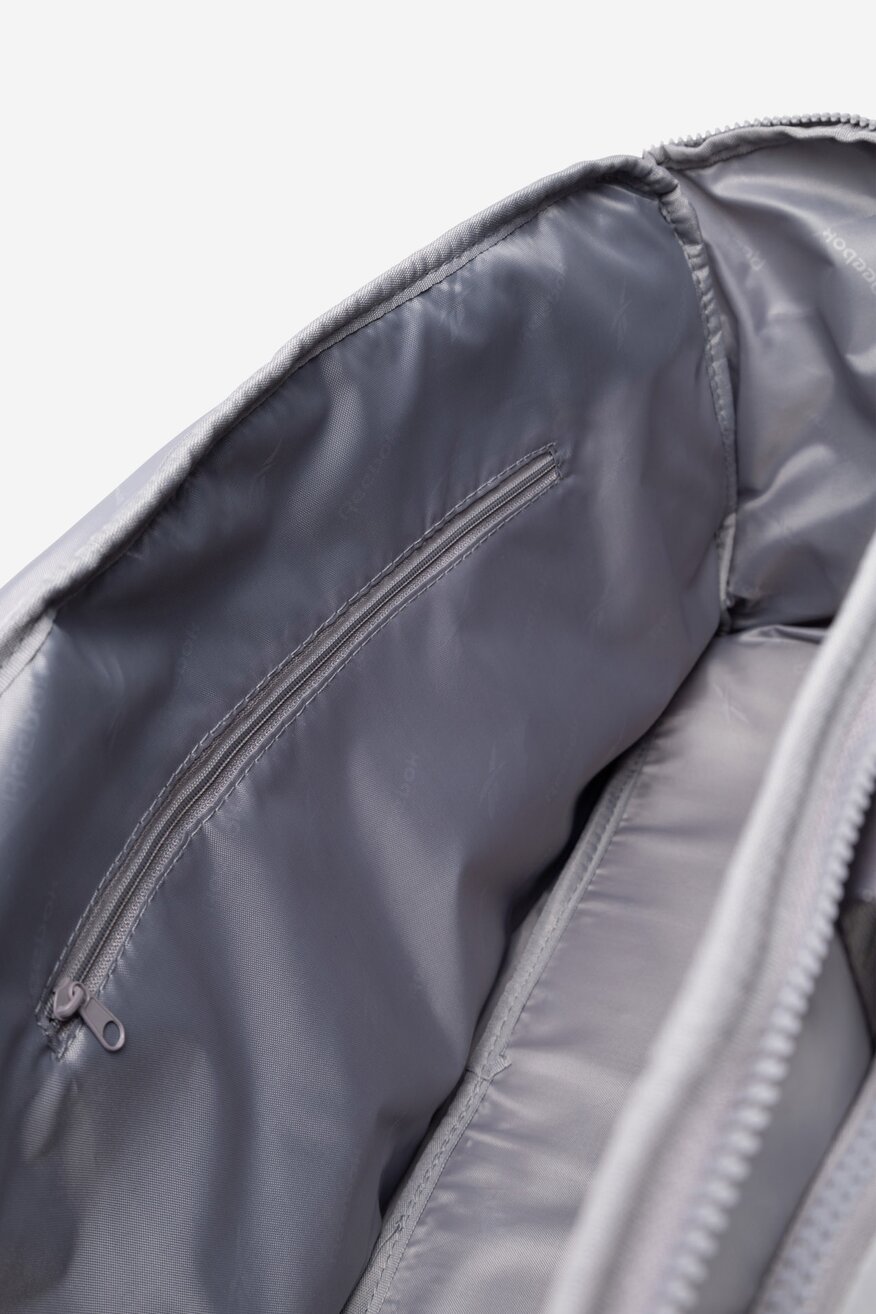 
                Geantă de voiaj Reebok GRI DESCHIS - 5905588579977