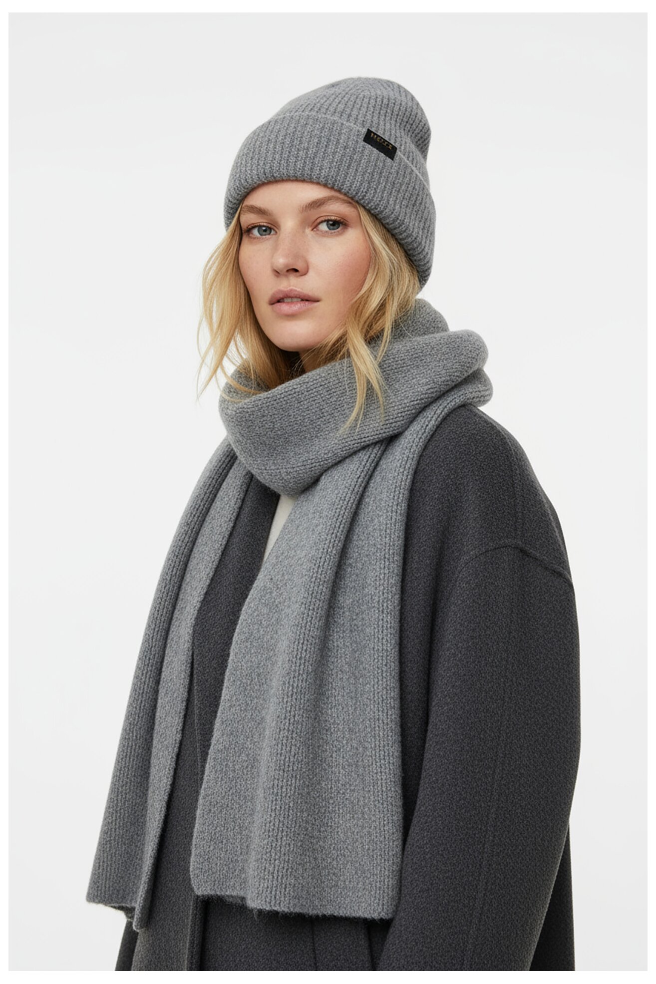 Női sapka Mexx CEO-MEXX-W3-001-AW25 SZÜRKE