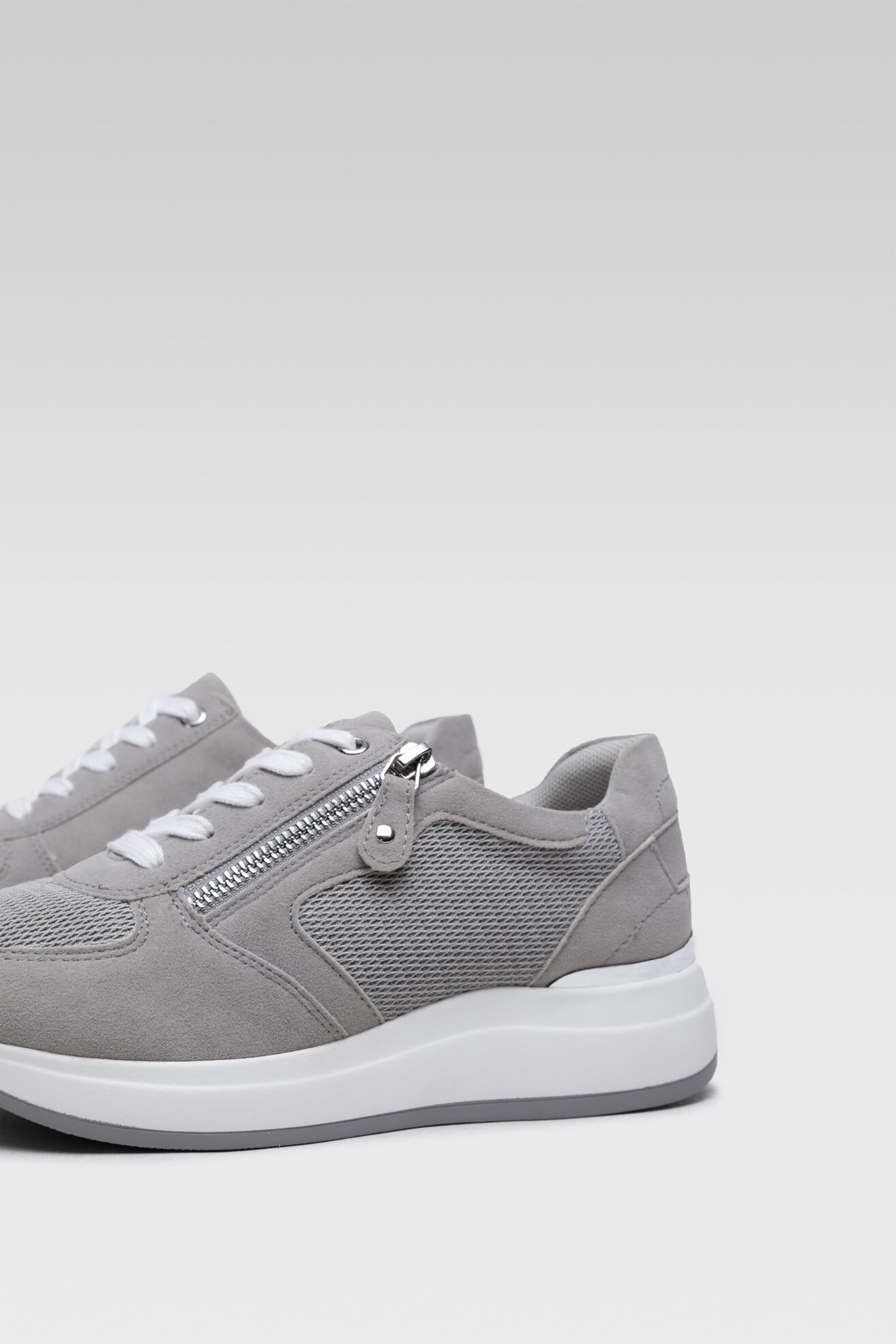 Sneakers Go Soft WYL2079-18 Szary