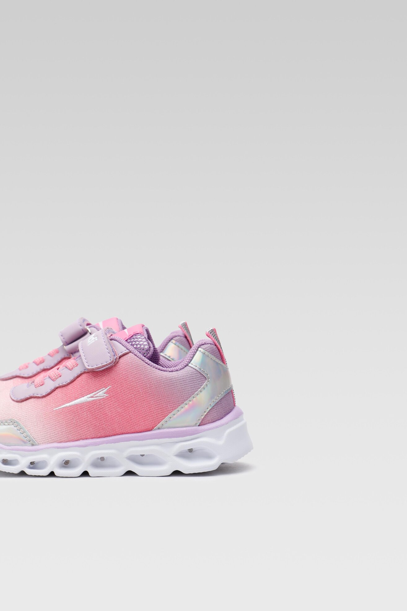 Спортни обувки Sprandi ILLUMI CP23-5877 СВЕТЛОРОЗОВ