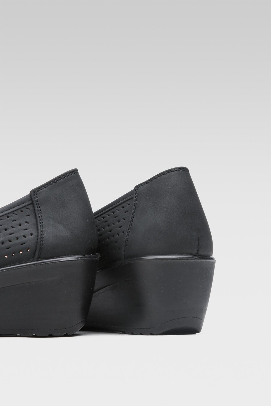 
                Напівчеревик Clara Barson ЧОРНИЙ - 5904862610191