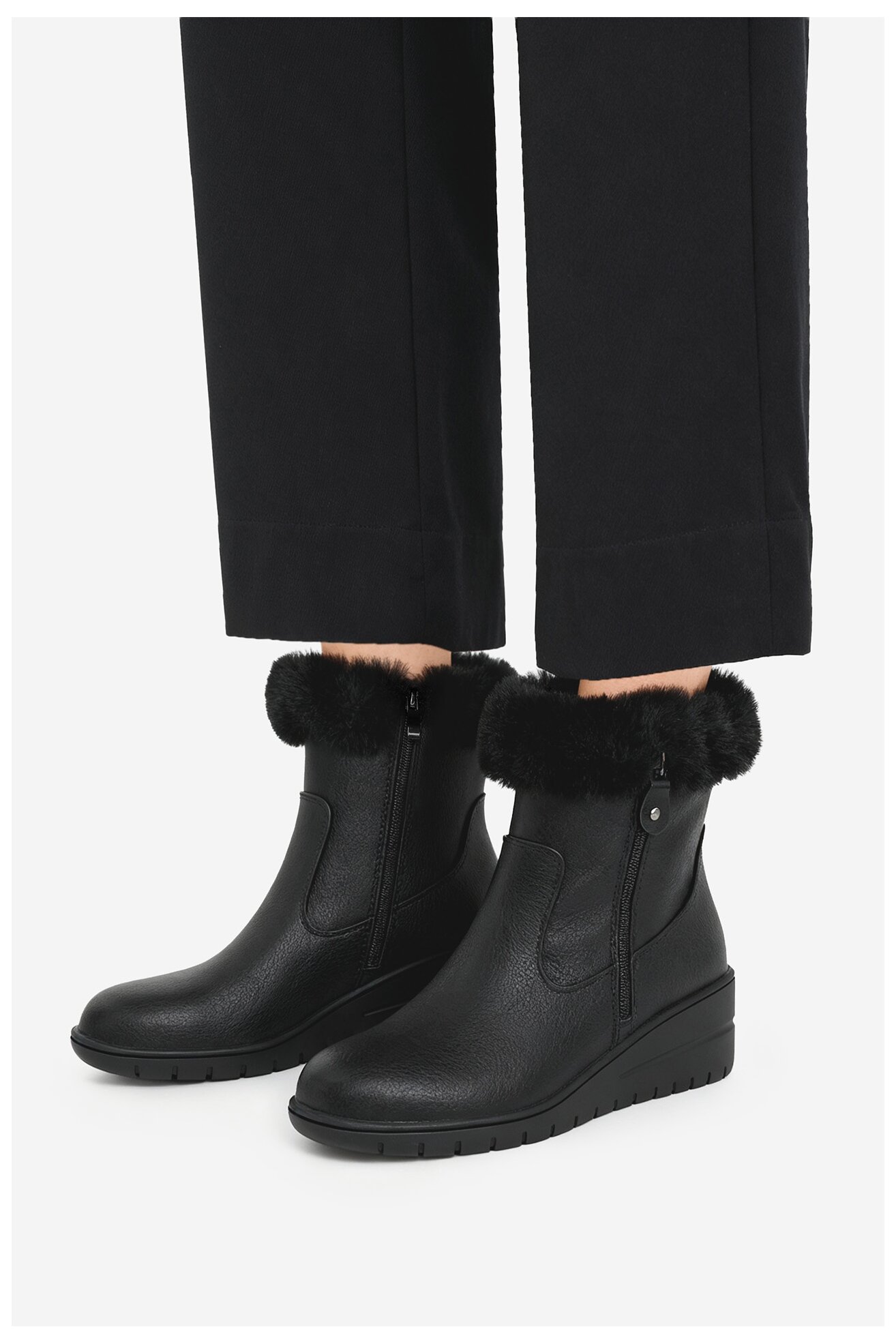 Kratke čizme Clara Barson CEO-RE23F677-5 CRNA