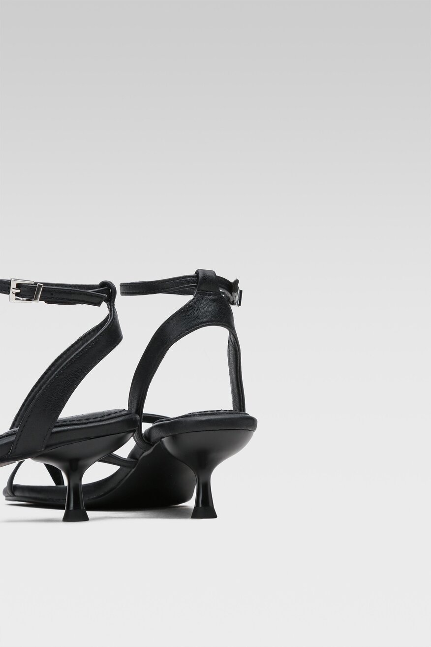 
                Jenny Fairy - Sandały na obcasie - 5904862744162