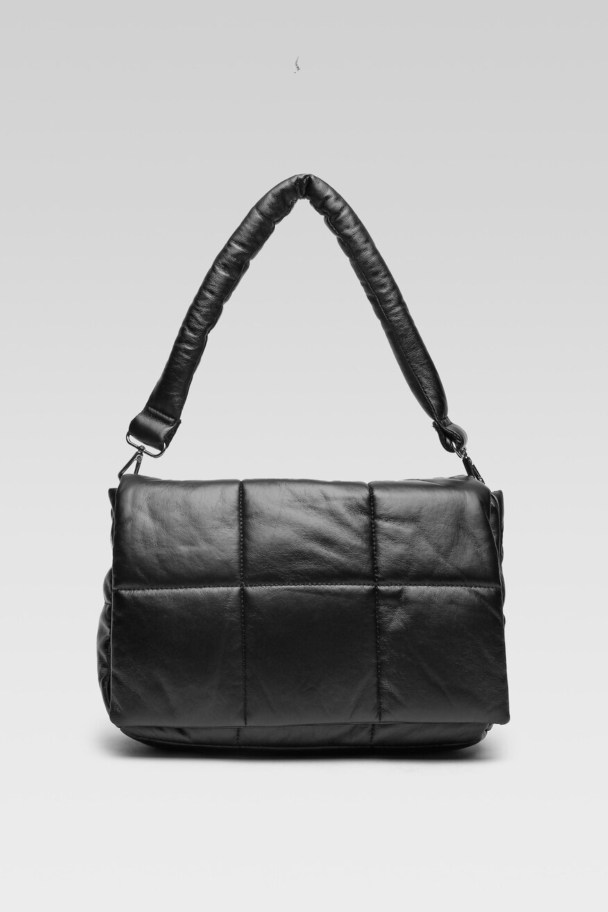 
                Jenny Fairy - Torebka pikowana czarna - 5903698835280