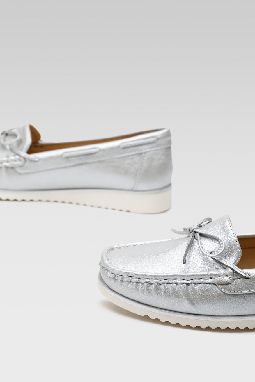 
                Clara Barson - Mokasyny srebrne - 5904862787954