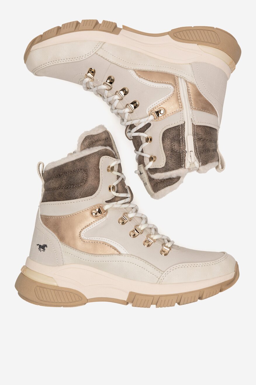 
                Боти Mustang БЯЛ - 5905588871002