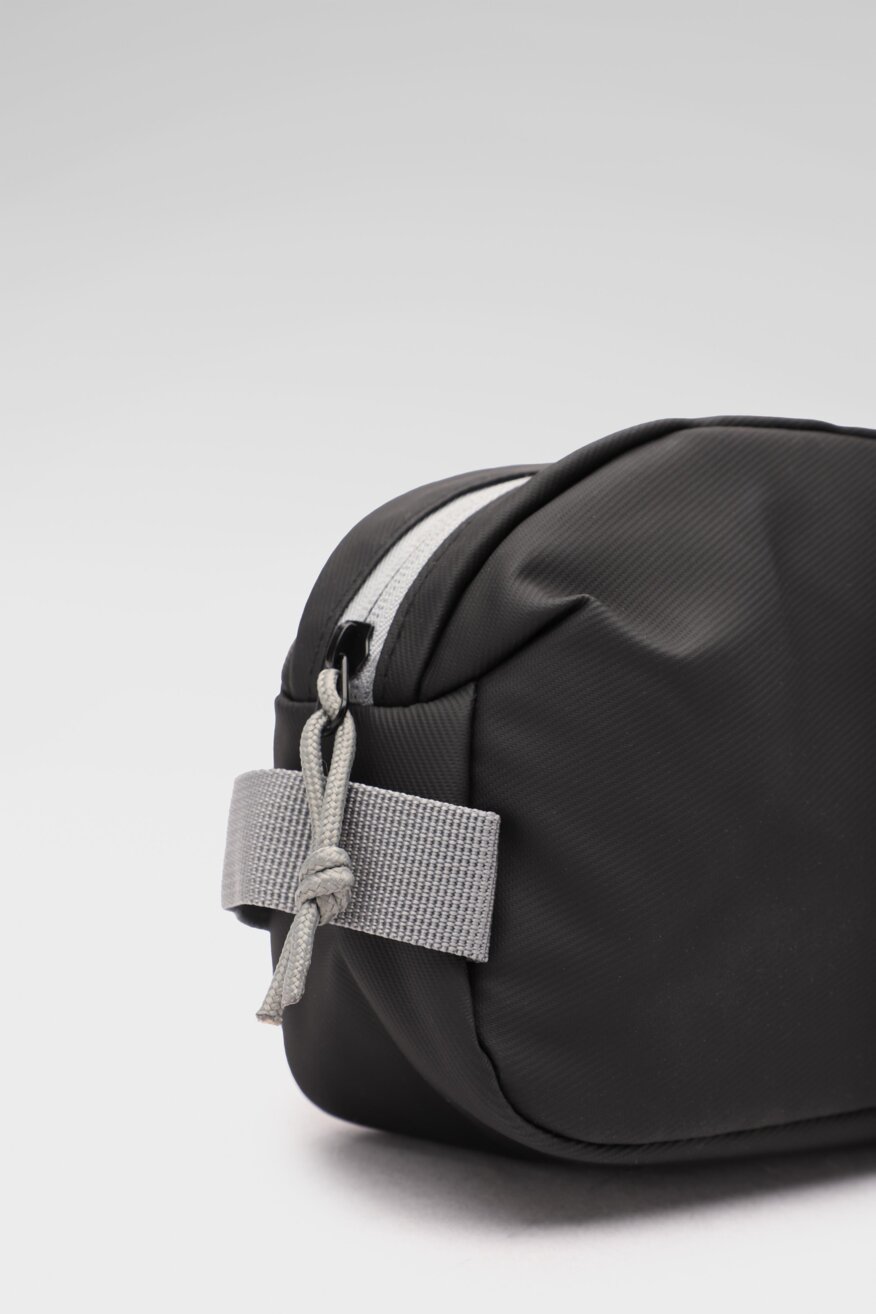 
                Sprandi - Kosmetyczka czarna - 5903698285450