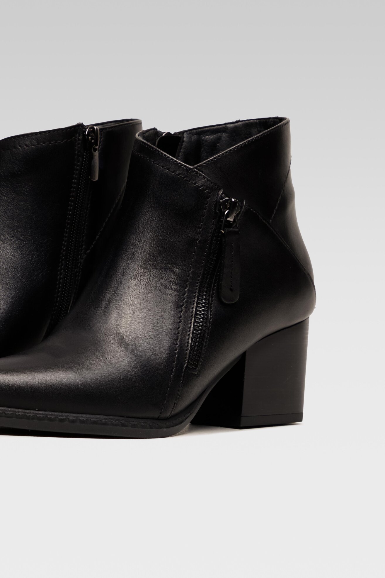 Botki Lasocki 335-01 Czarny