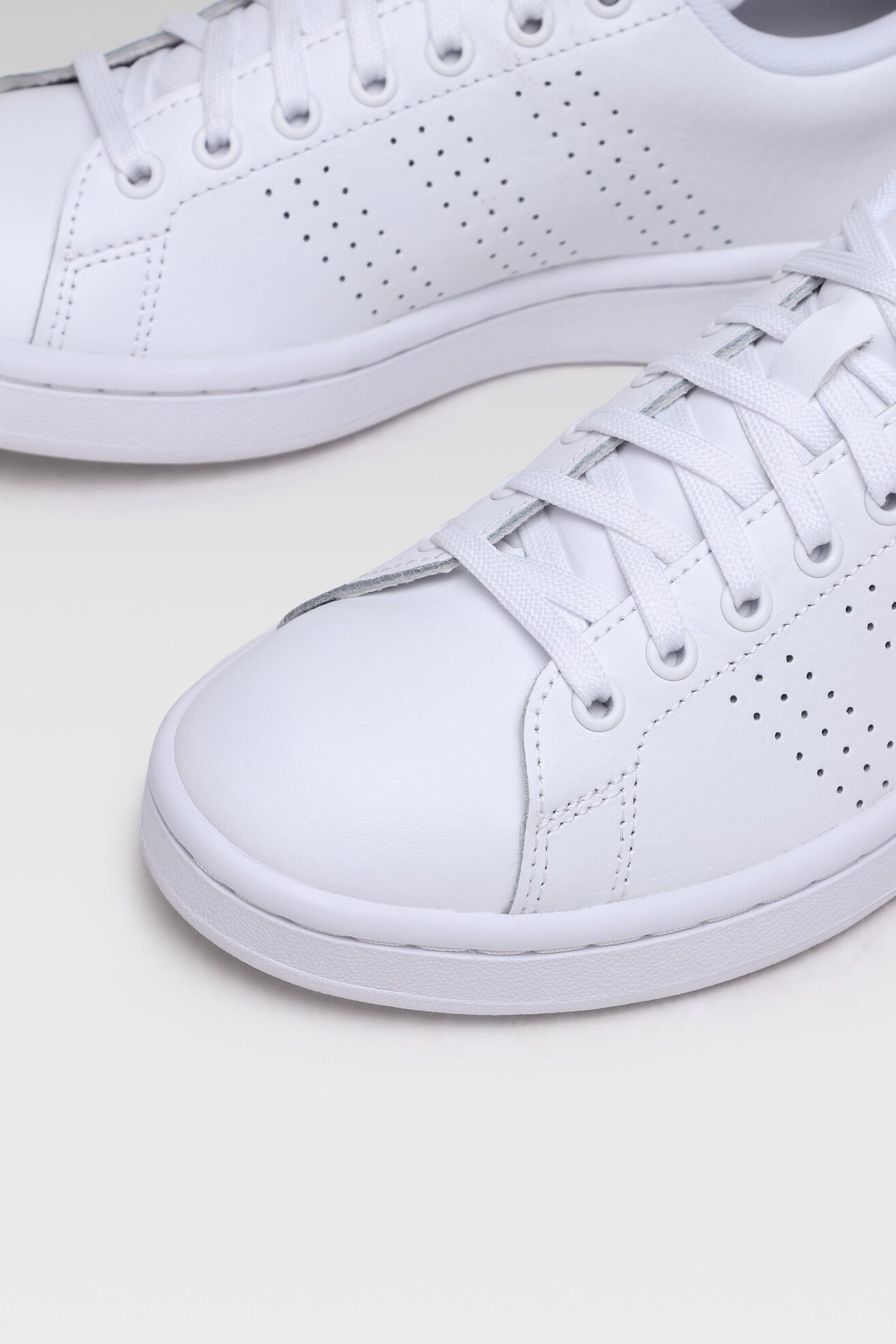 Obuwie sportowe adidas ADVANTAGE FY9099 Biały