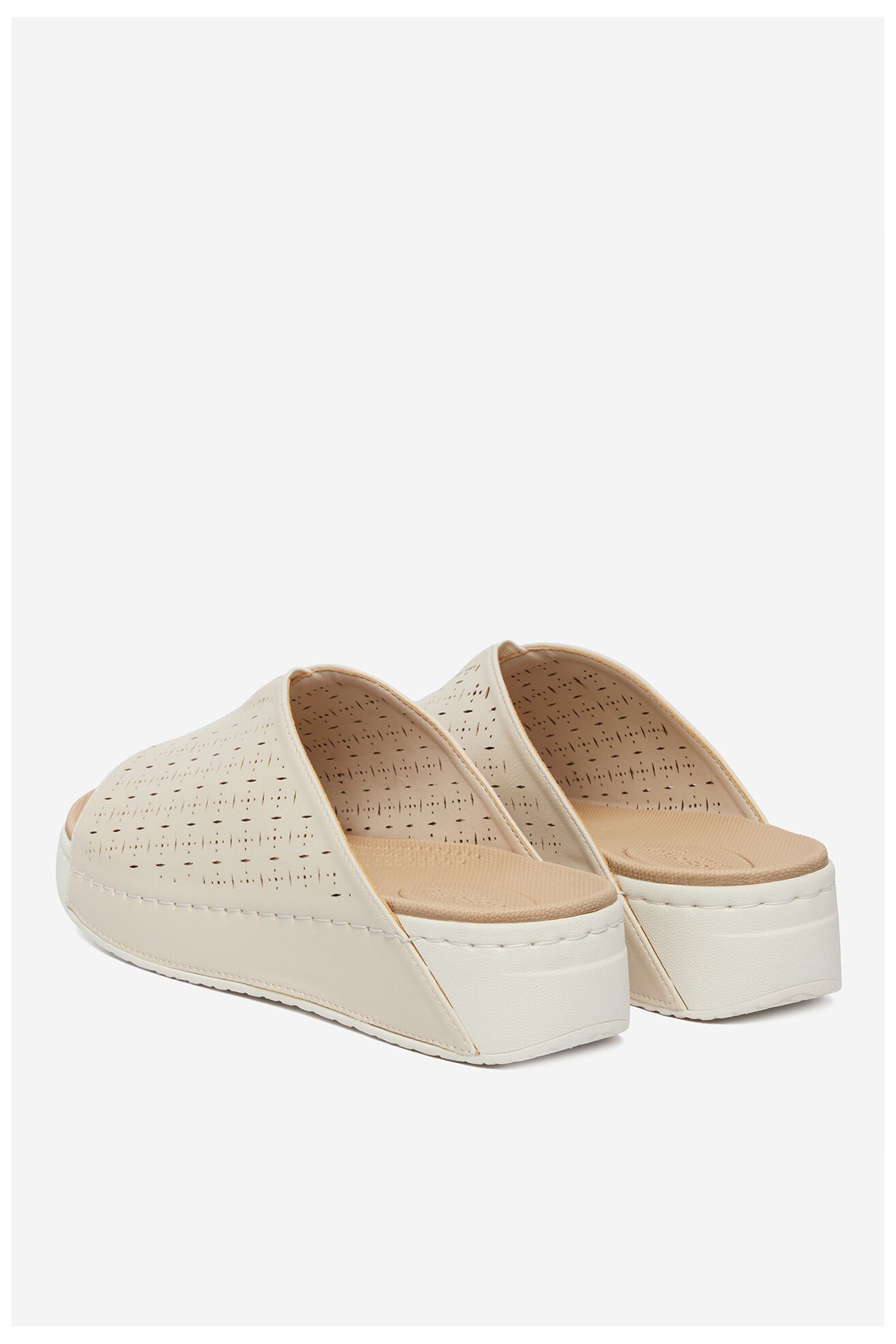 Klapki Go Soft CEO-R26SS02248 Beżowy