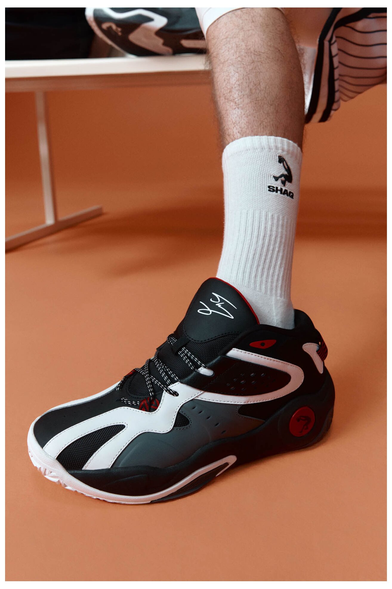 Obuwie sportowe SHAQ SPIN MOVE AQ95001M-B Czarny