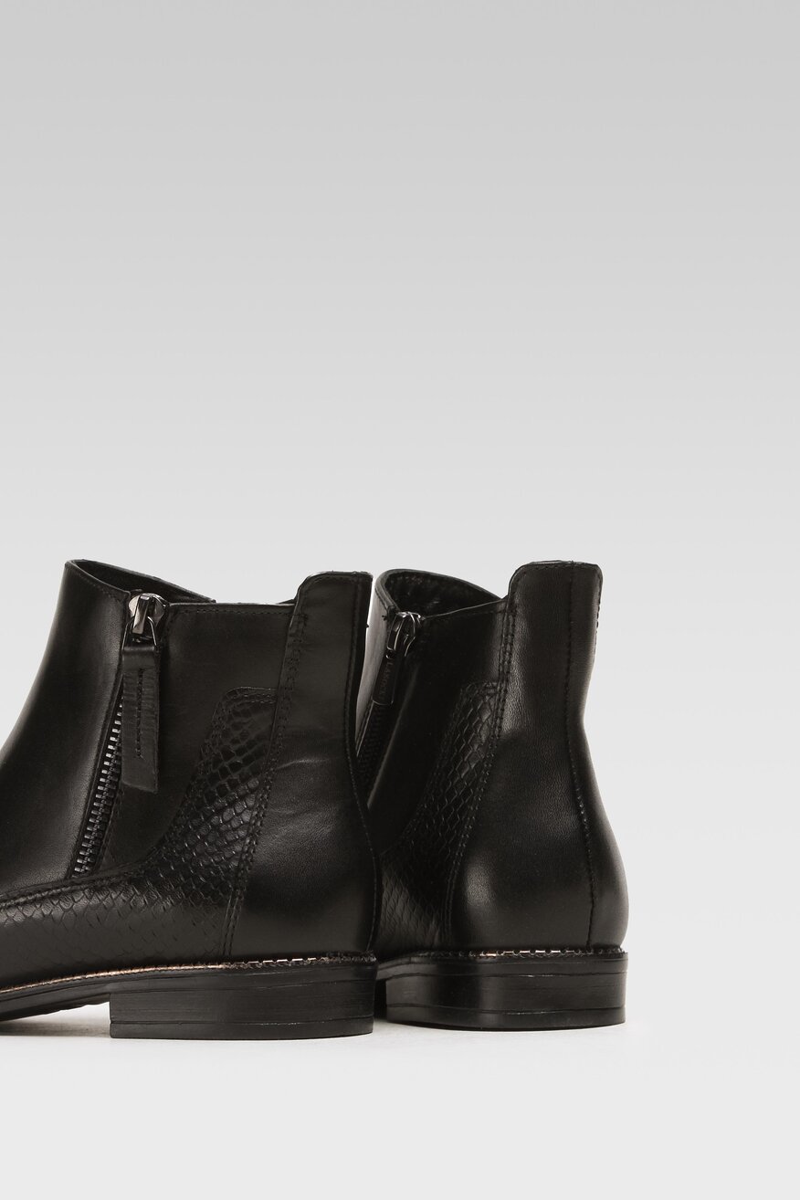 
                Lasocki - Botki skórzane ocieplane - 5904862377025