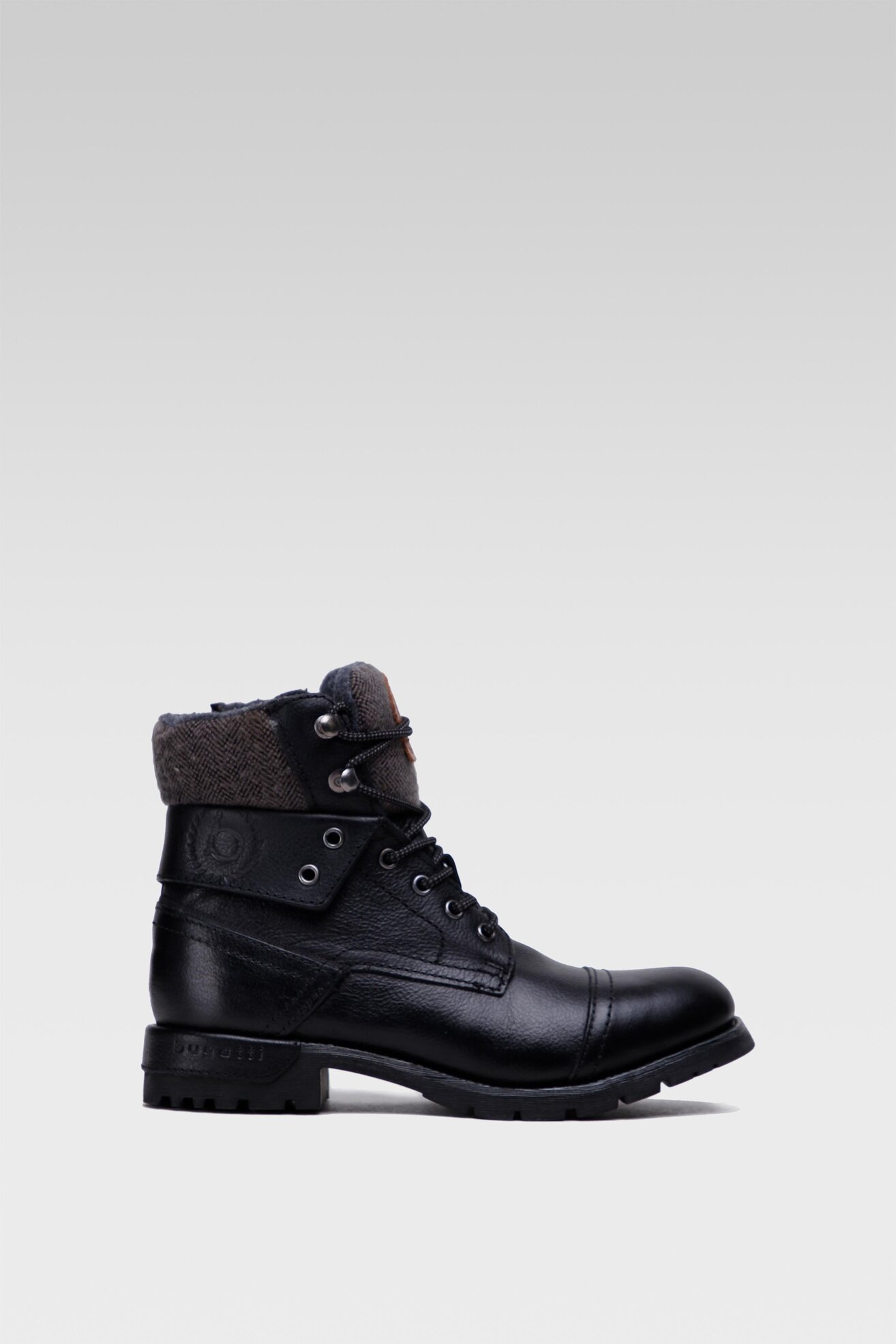 Trzewiki Bugatti 325-6113A-2200-1000 Czarny