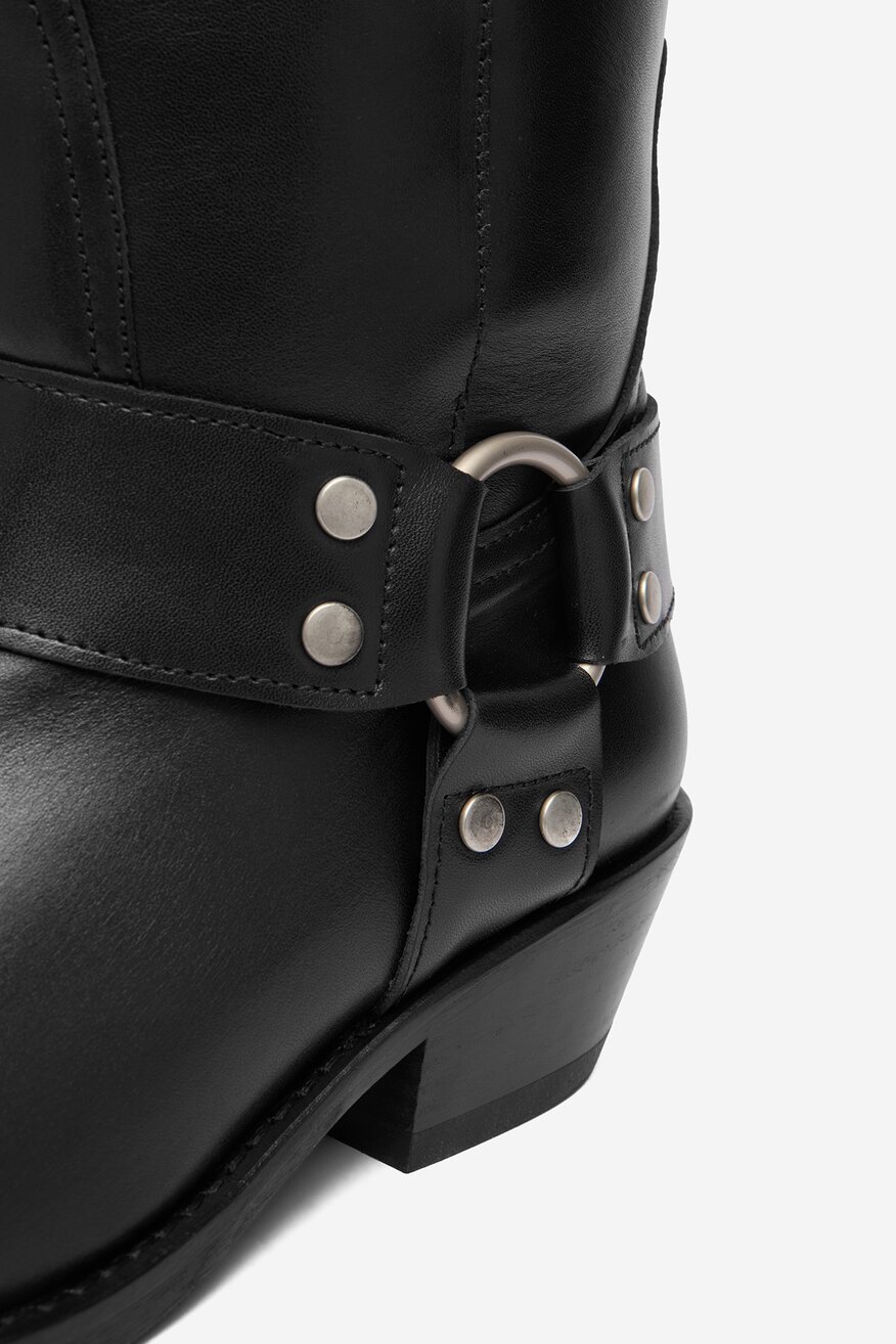 
                Csizma Badura FEKETE - 5906751388464