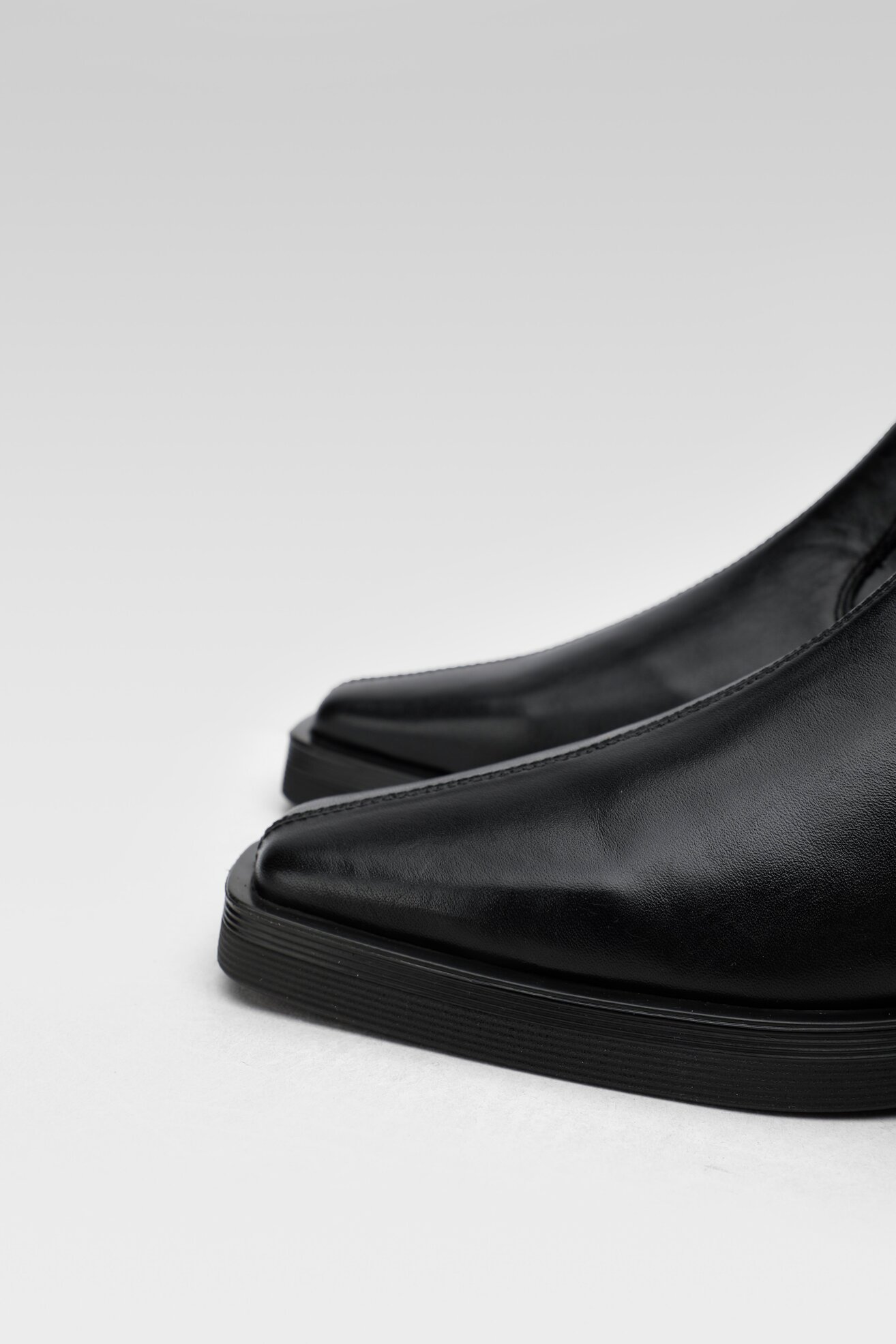 Botki Gino Rossi 222FW132 Czarny