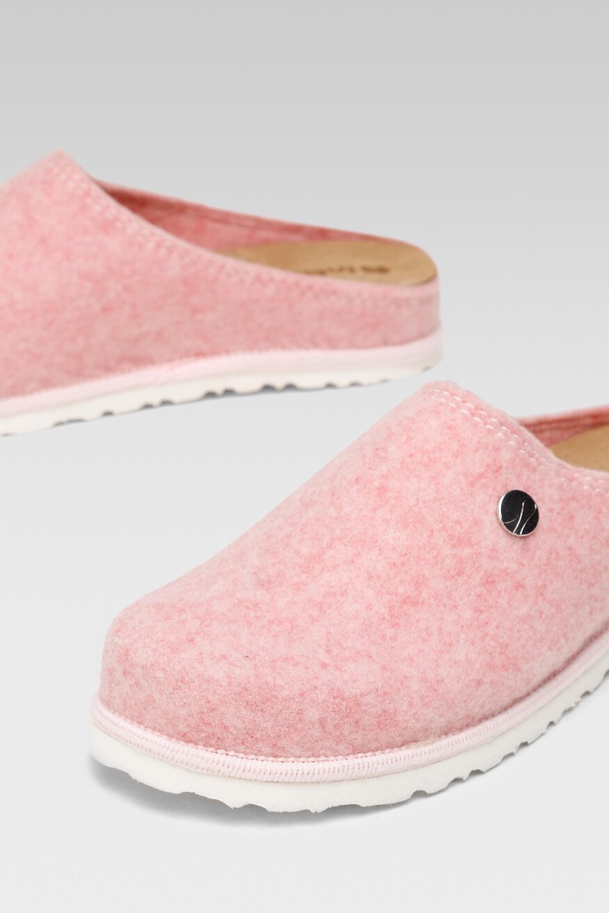 
                Inblu - Kapcie różowe - 5904862183794