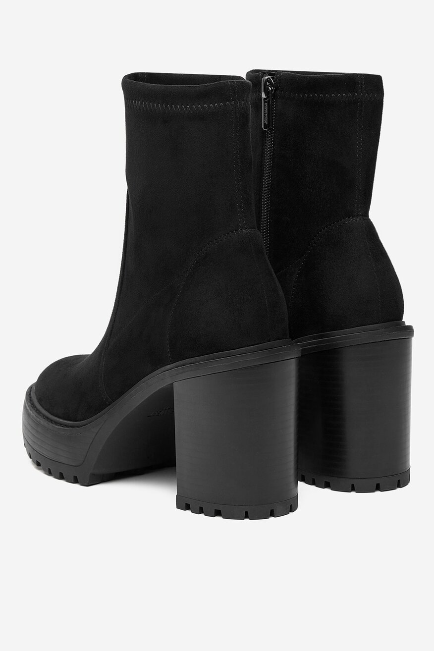 NINE WEST - Botki na słupku - 5906751403914
