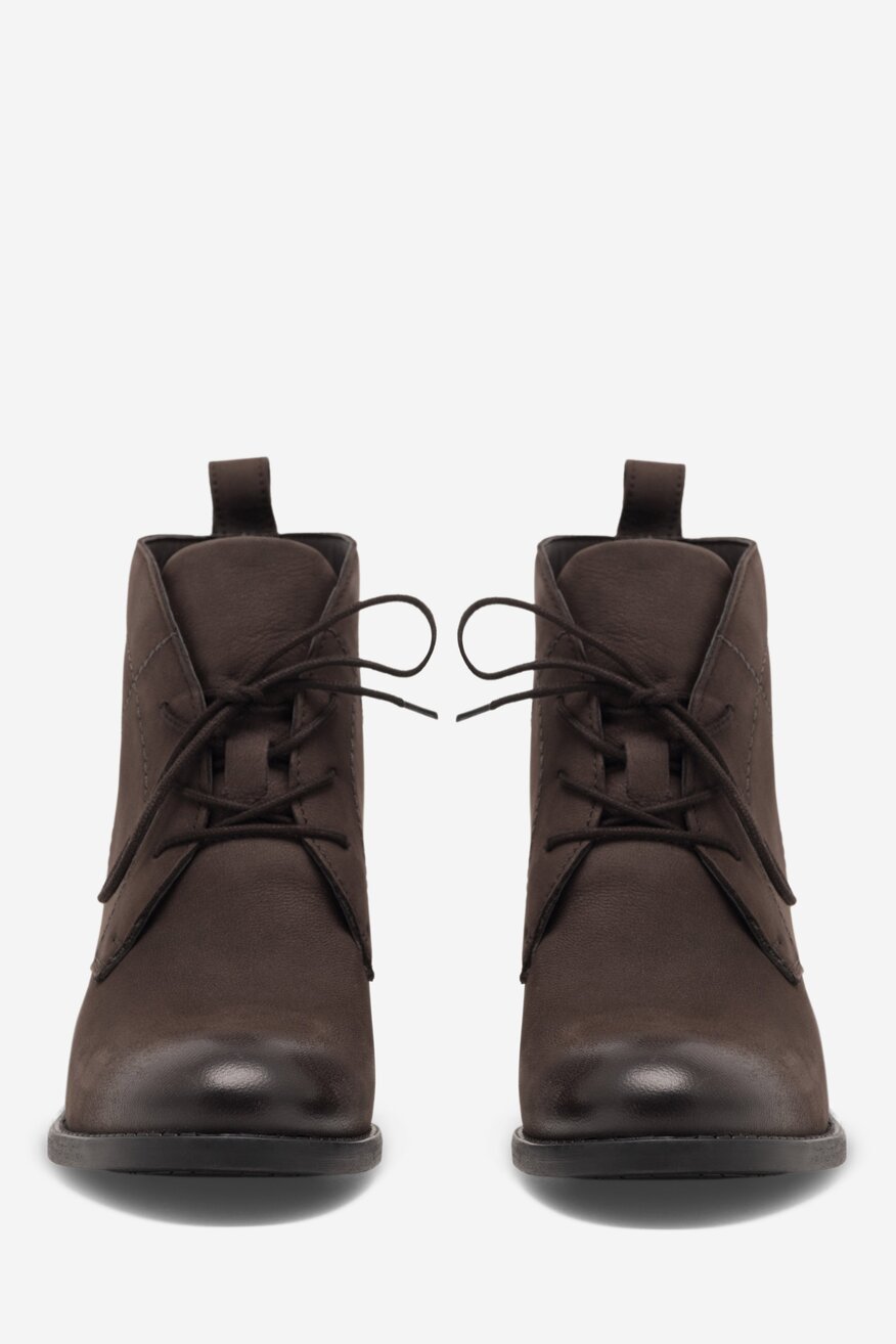 
                Csizma Lasocki BARNA - 5905588762058