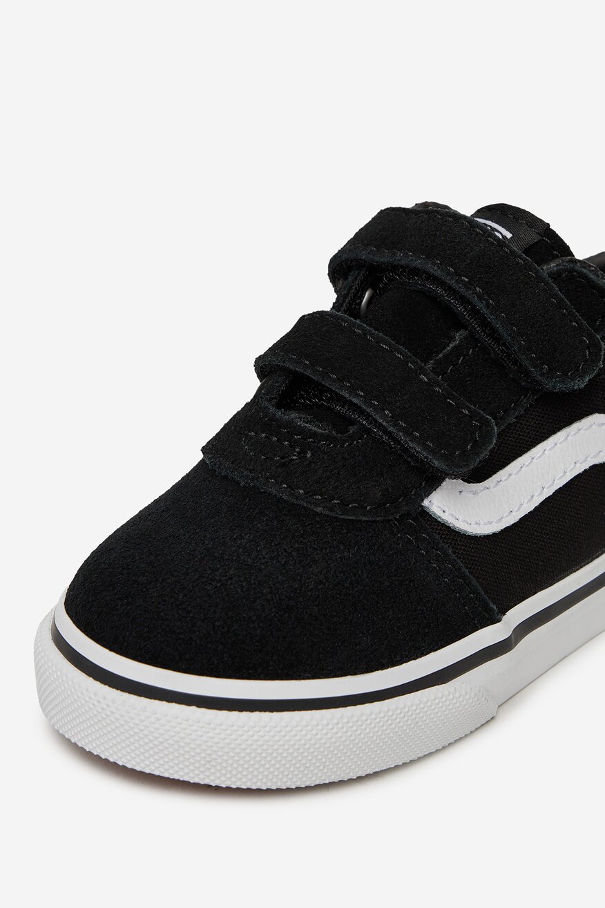 
                Кецове Vans ЧЕРЕН - 5903419958656