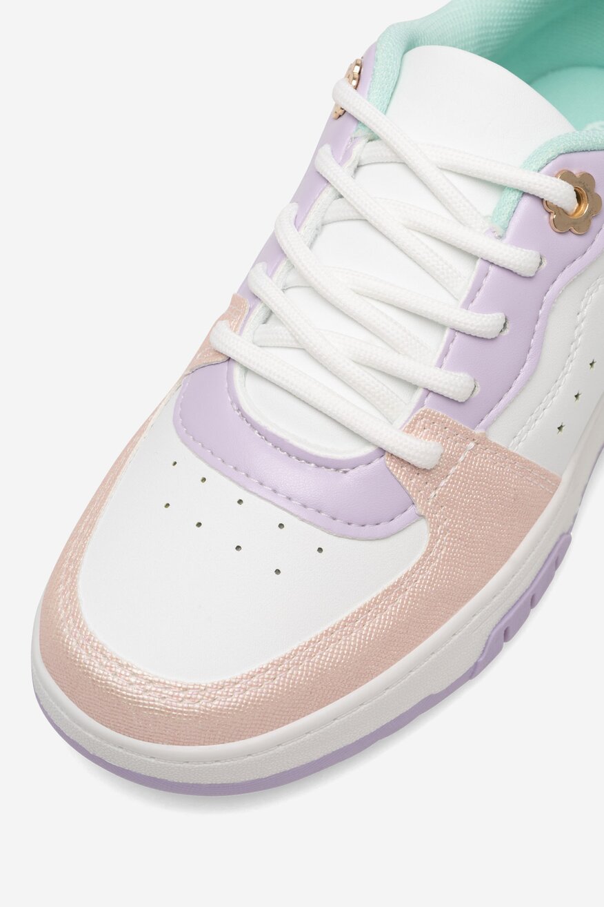 
                Сникърси Nelli Blu БЯЛ - 5905588385196