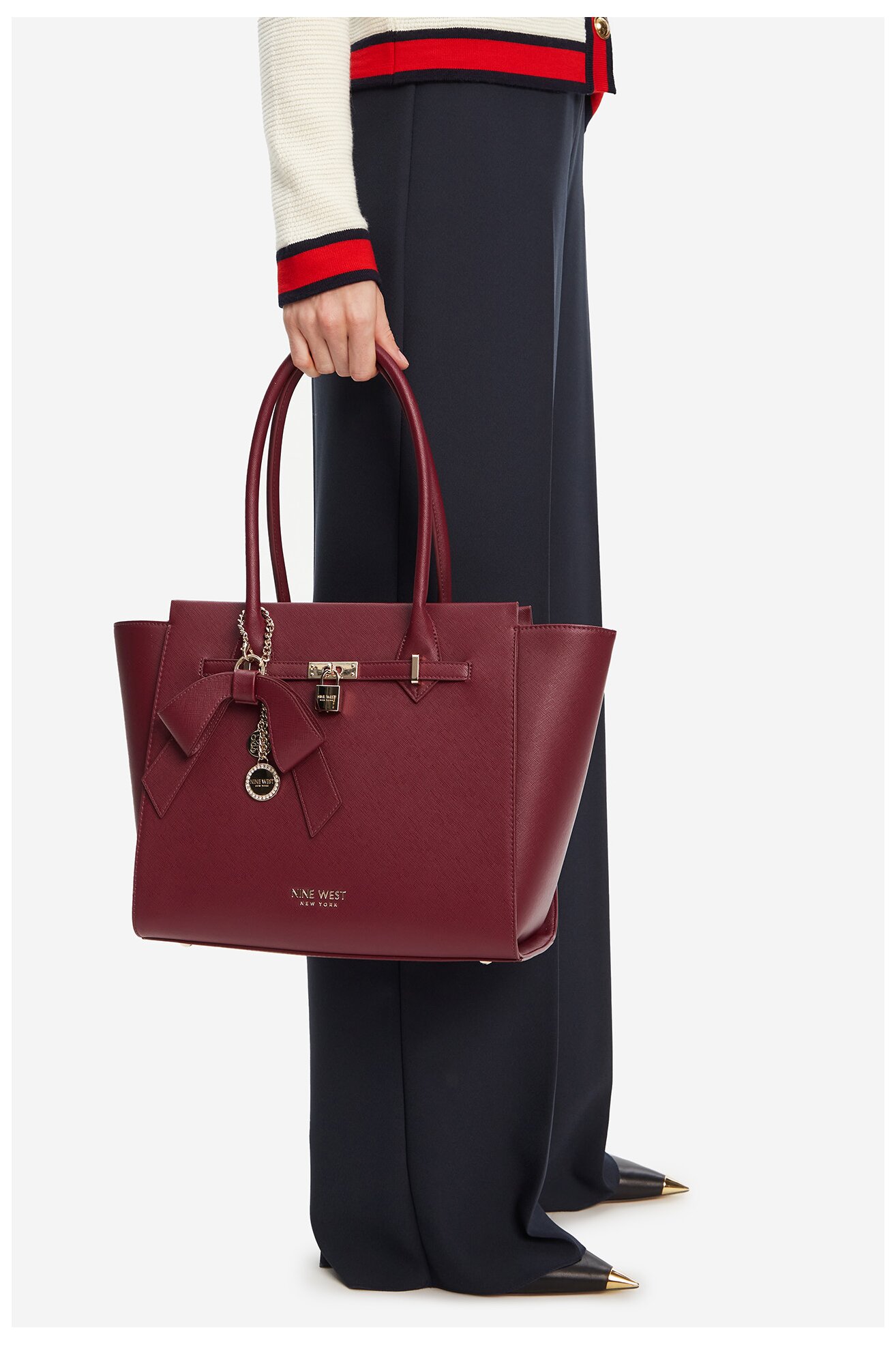 Kézitáska NINE WEST CEO-CHELSEA-CHARM-III-LX10186 BORDÓ