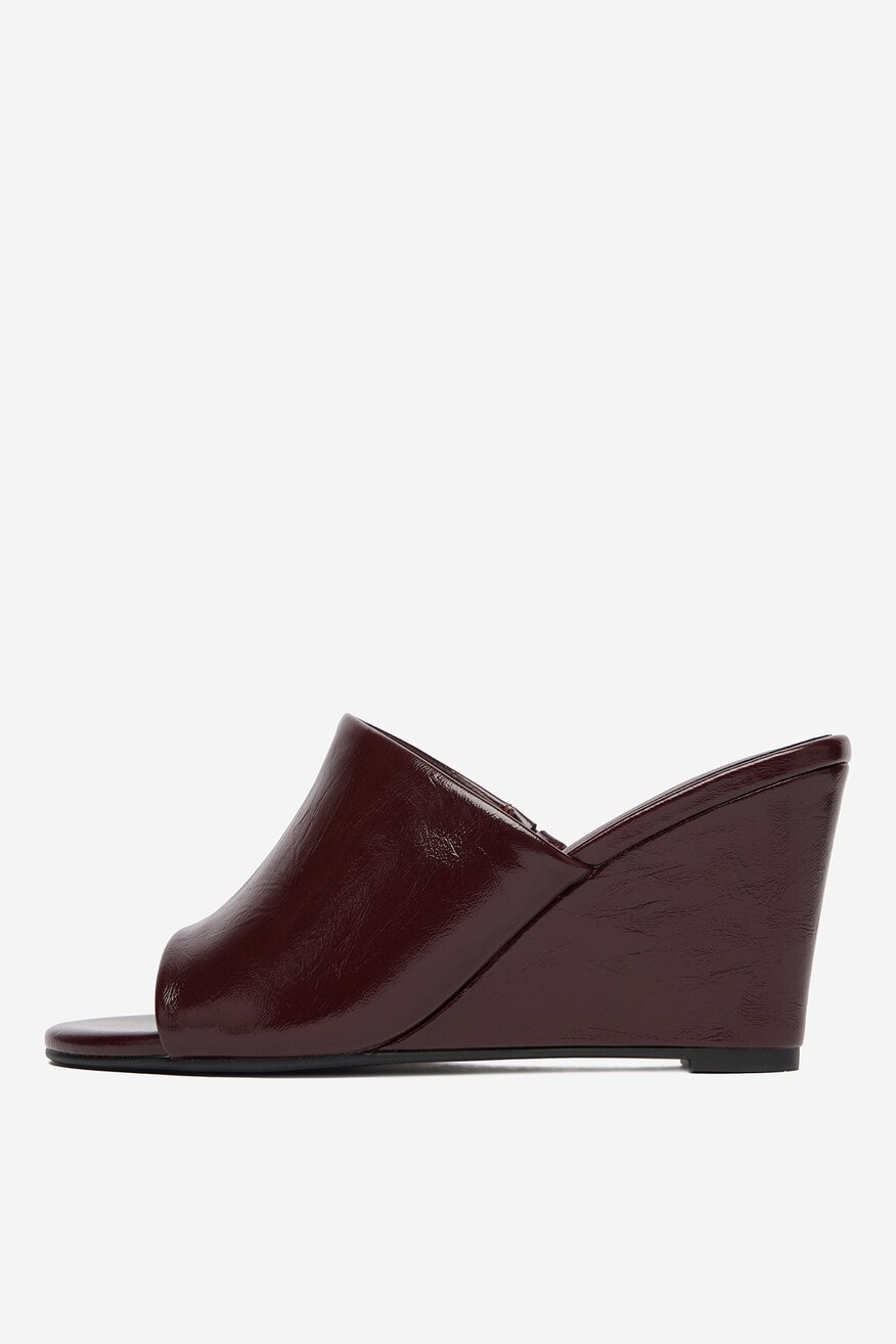 
                Jenny - Klapki - 5906751668009