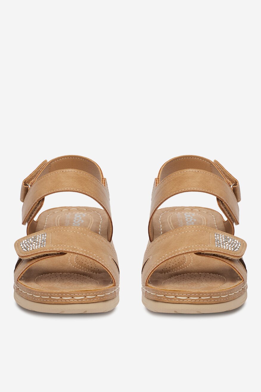 
                        Sandały Go Soft CEO-WFA3741-1 Beżowy - 5906751711743