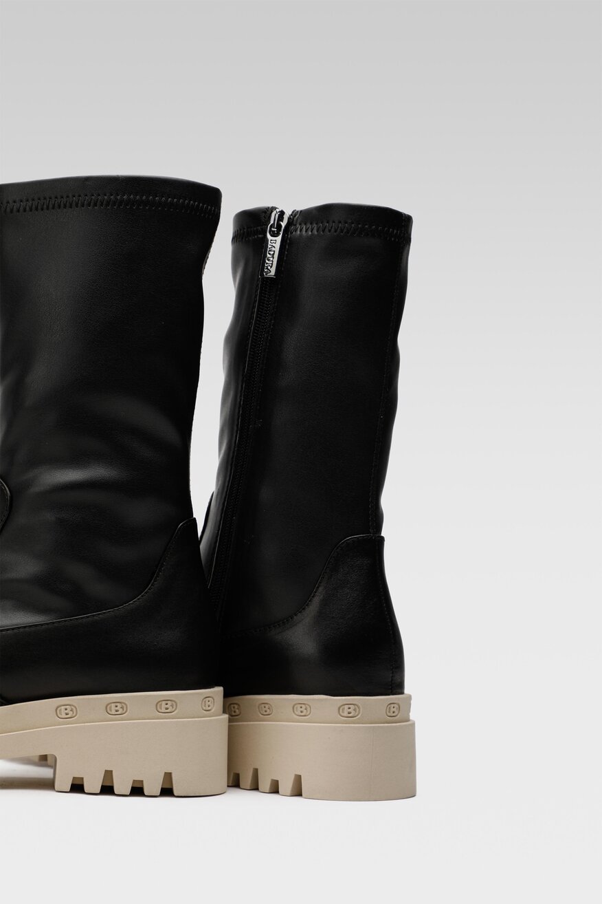 
                Badura - Skórzane botki czarne - 5904862391250