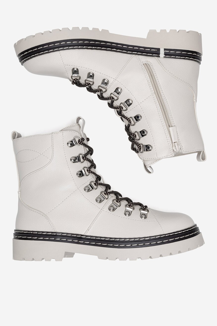 
                Боти Jenny Fairy БЕЖОВ - 5905588919285