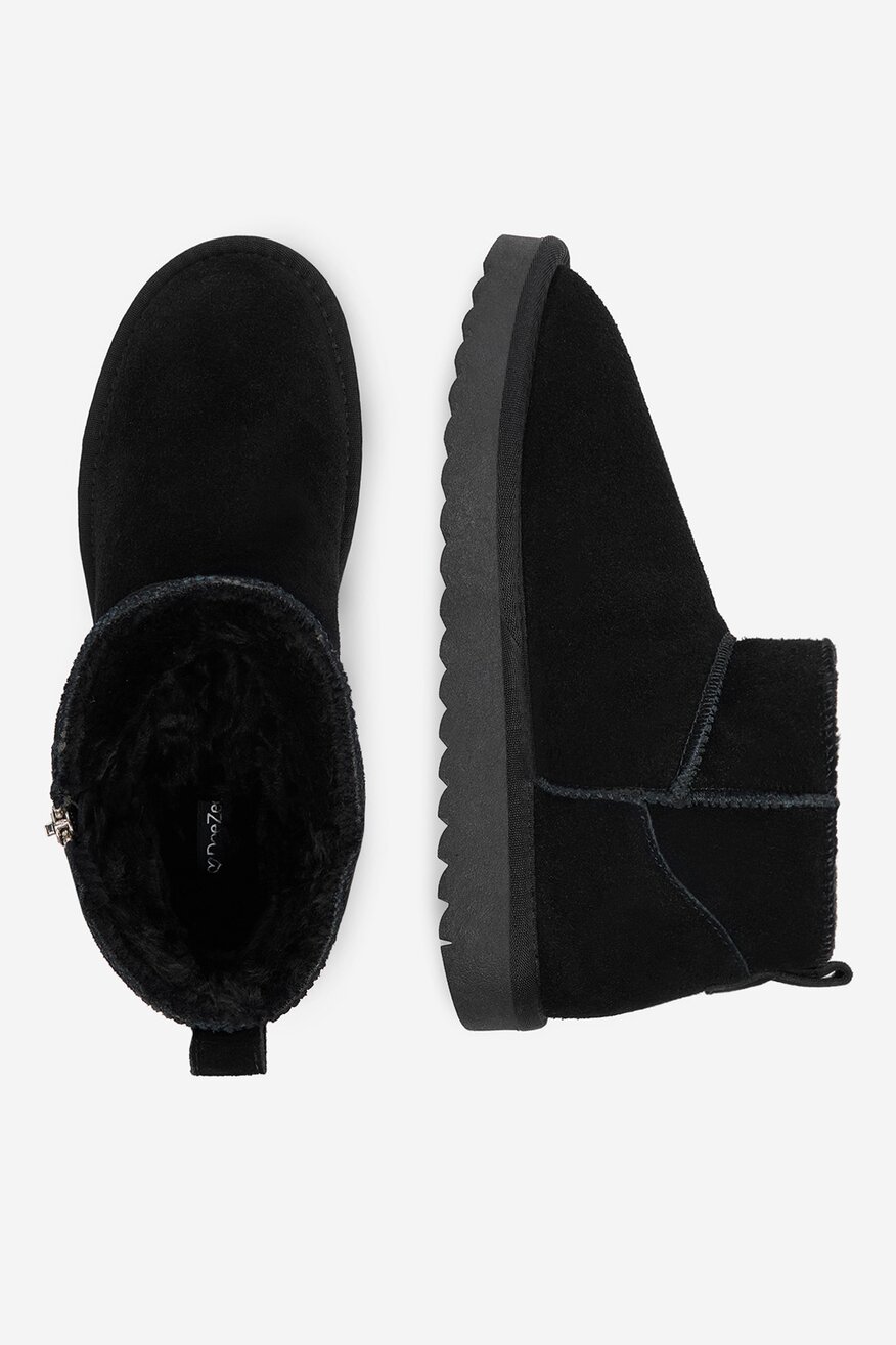 
                Bokacsizma DeeZee FEKETE - 5904410749649